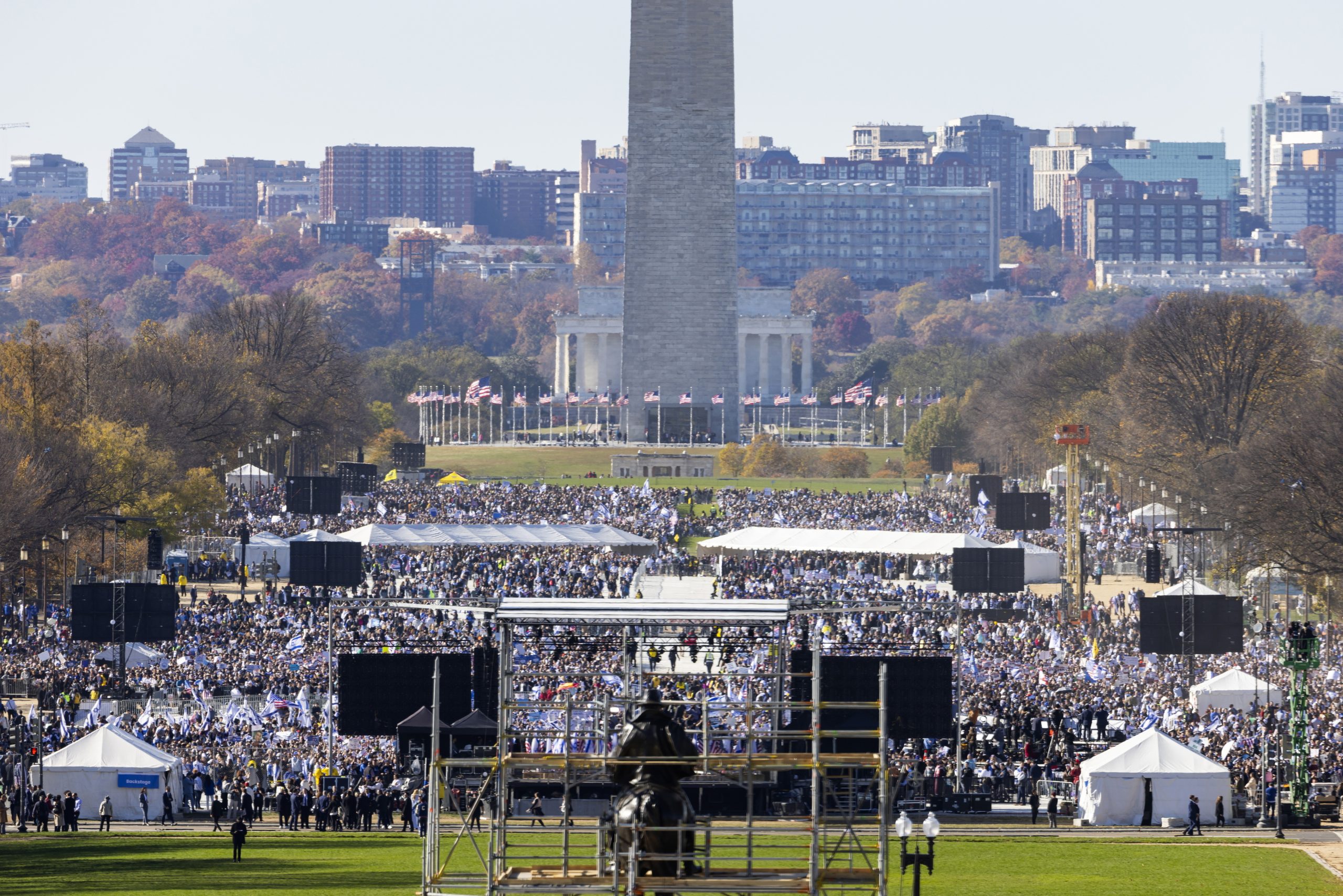 Milhares em marcha em Washington contra Hamas e antissemitismo sob forte segurança
