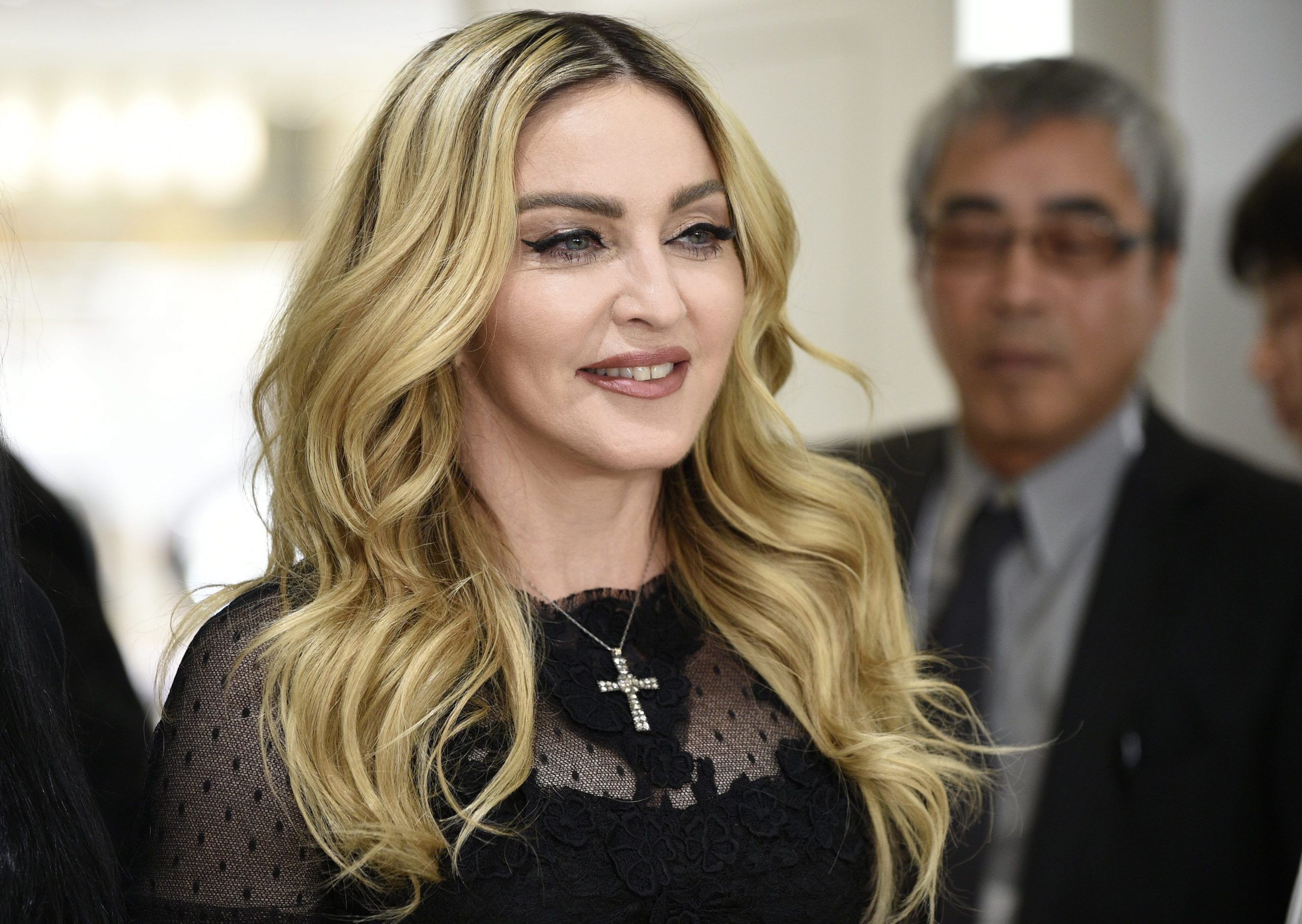 Madonna dá “a impressão que no Malaui há um mercado de crianças pobres prontas a adotar”, critica ONG