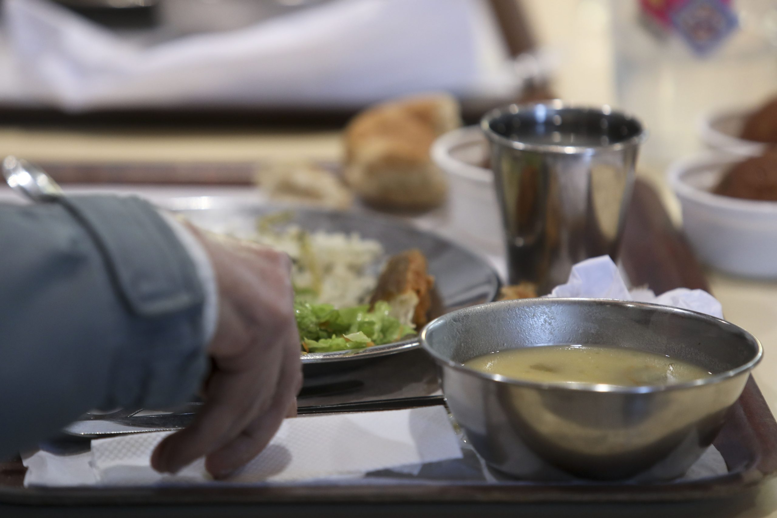Covid-19: Aumentam pedidos de idosos em Lisboa por entrega de alimentação em casa