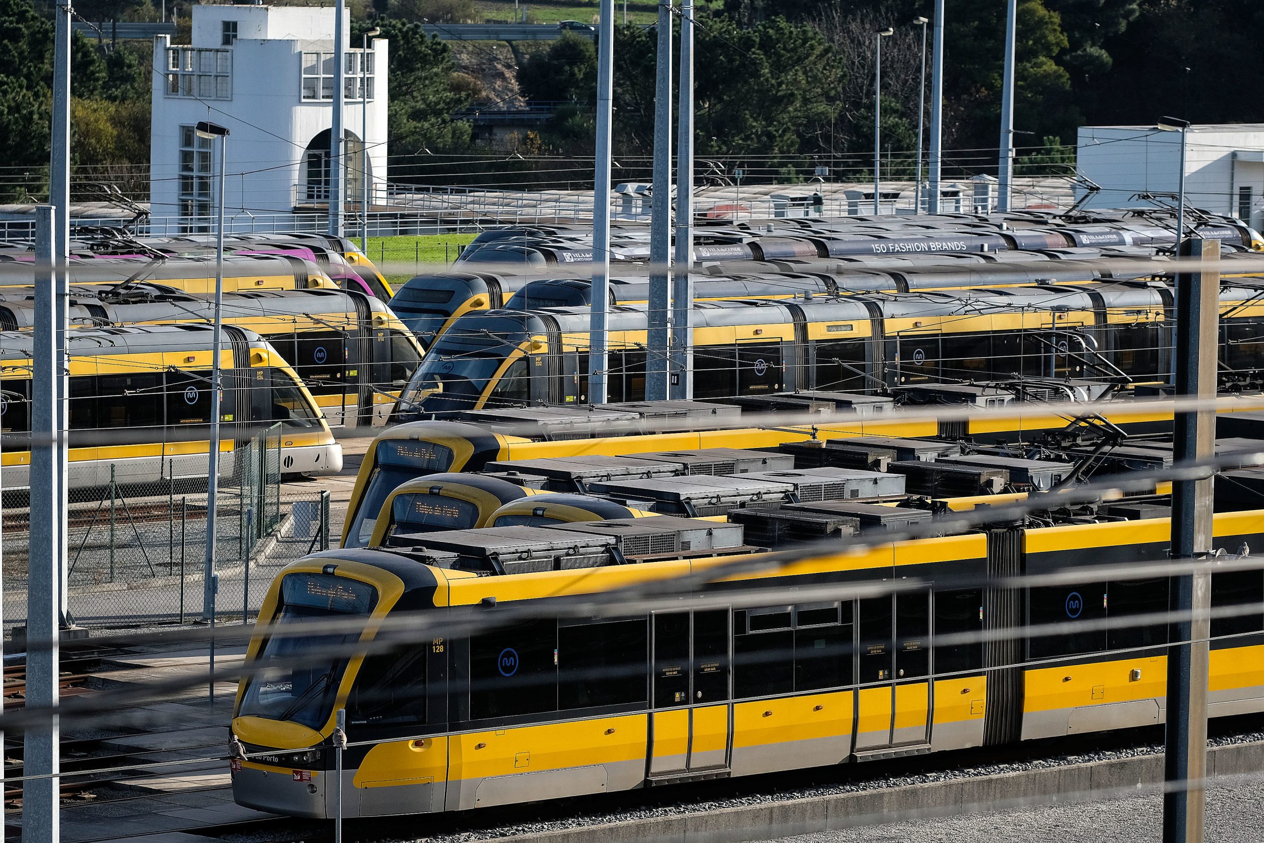 Metro do Porto prorroga até 25 de maio prazo para propostas de linha Rosa e Amarela