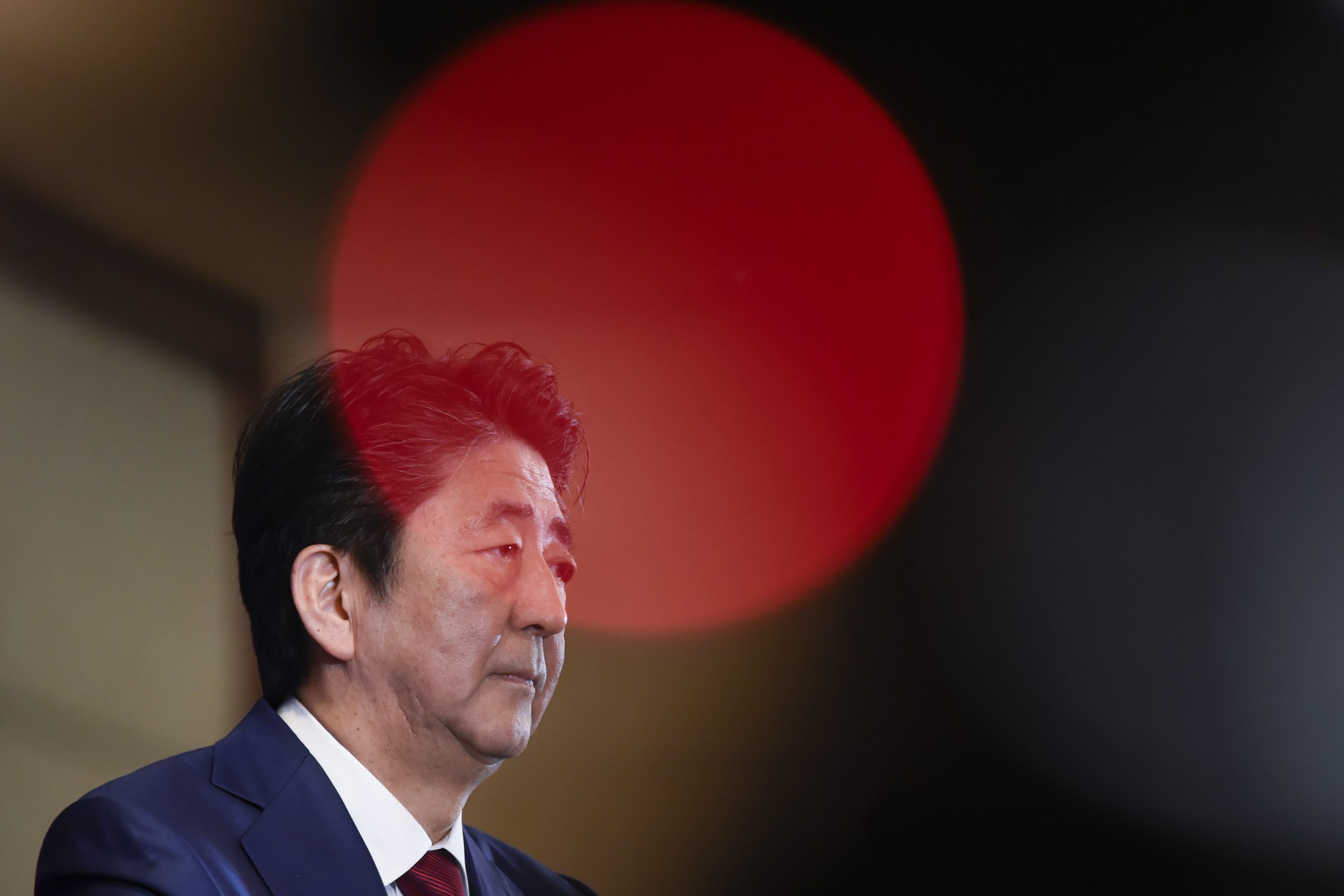 Apesar do clima de tensão, primeiro-ministro japonês mantém visita a países do Médio Oriente