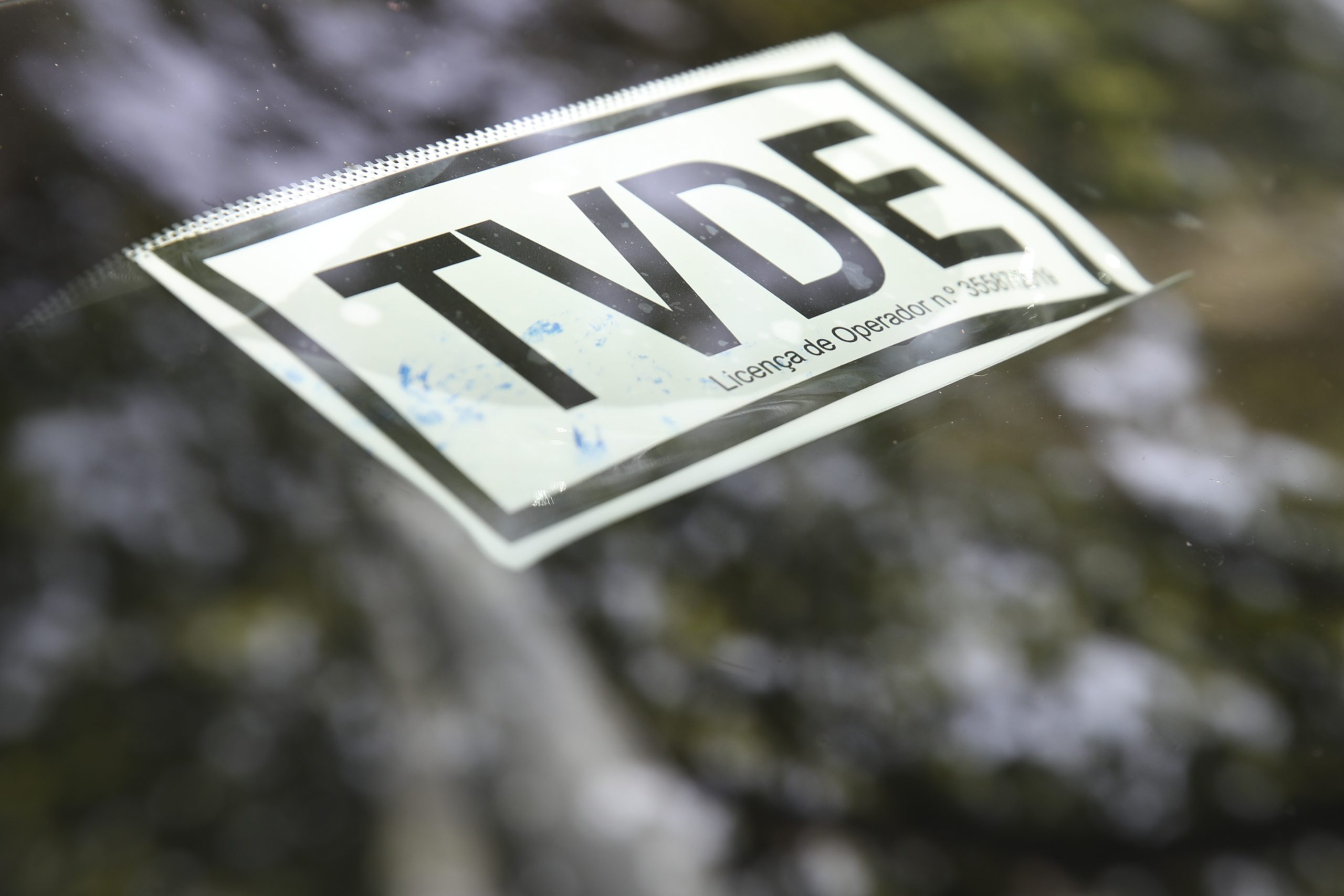 Operação de fiscalização da PSP e GNR resulta em 569 contraordenações a motoristas TVDE