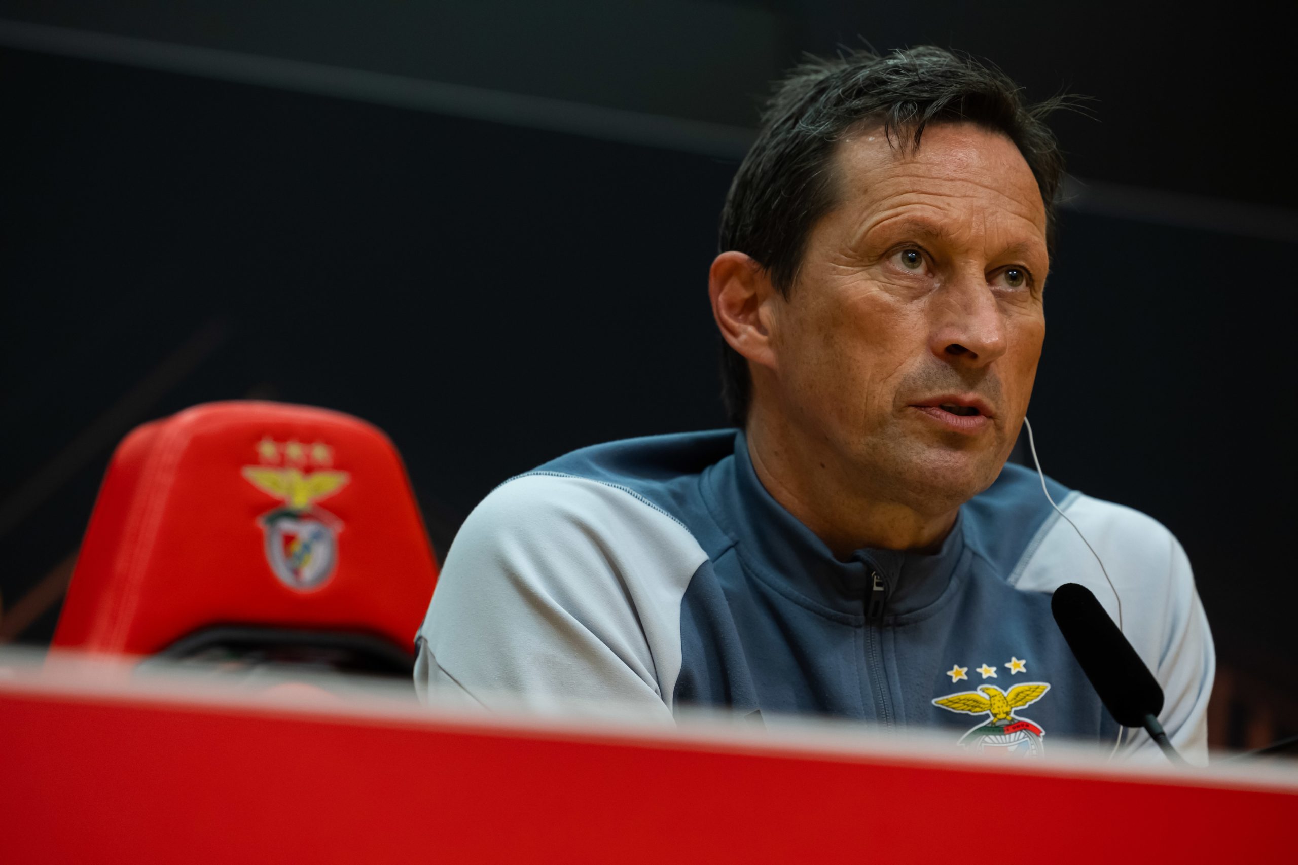 Schmidt lembra que não se podem cometer erros para seguir em frente