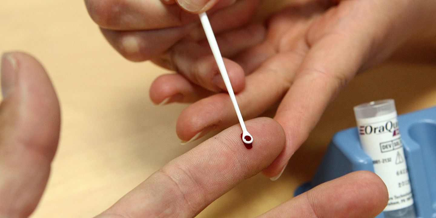 Novas orientações da OMS para hepatite B alargam tratamento a adolescentes