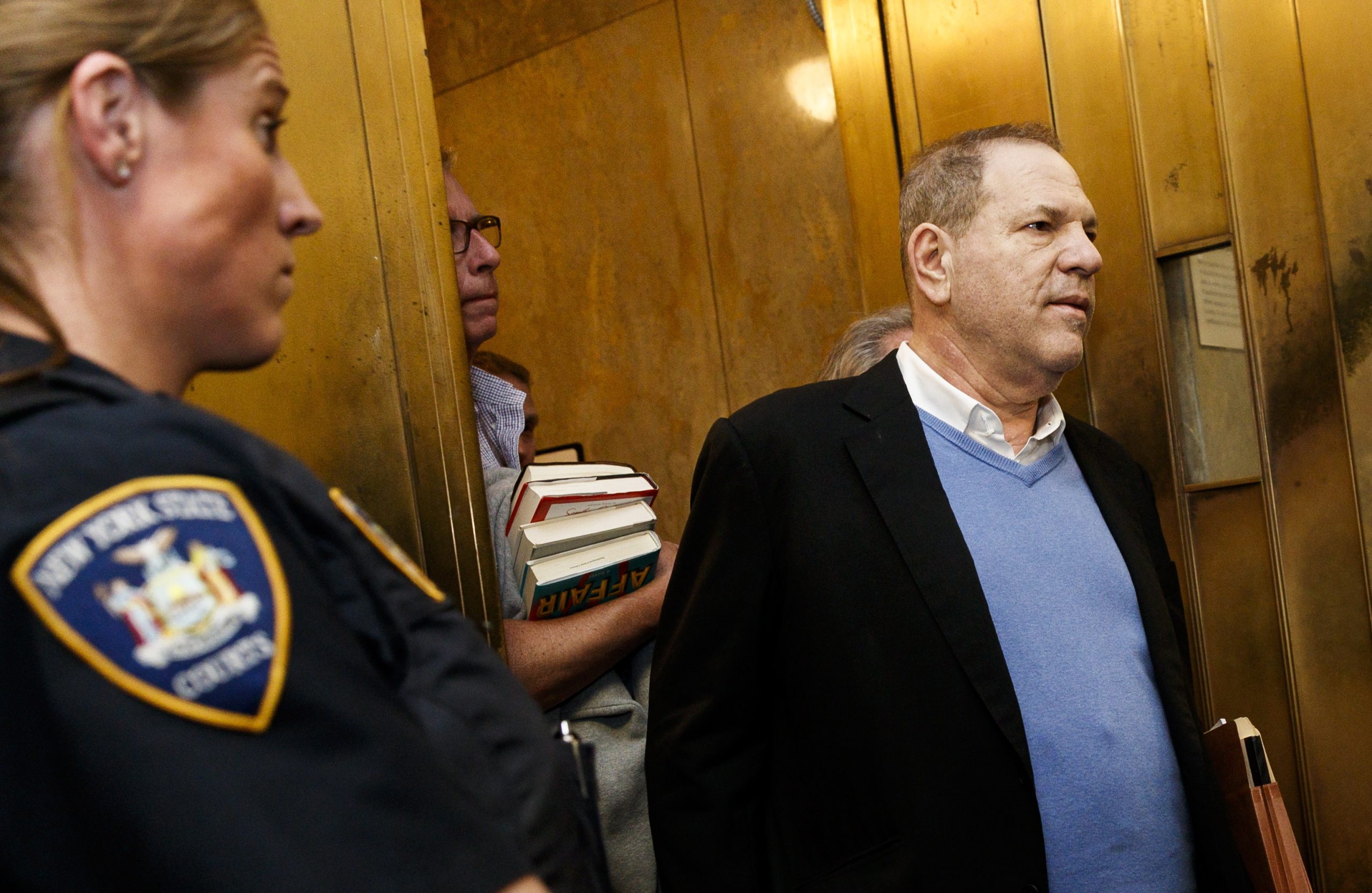 Atriz Emma Loman denuncia Weinstein por violação