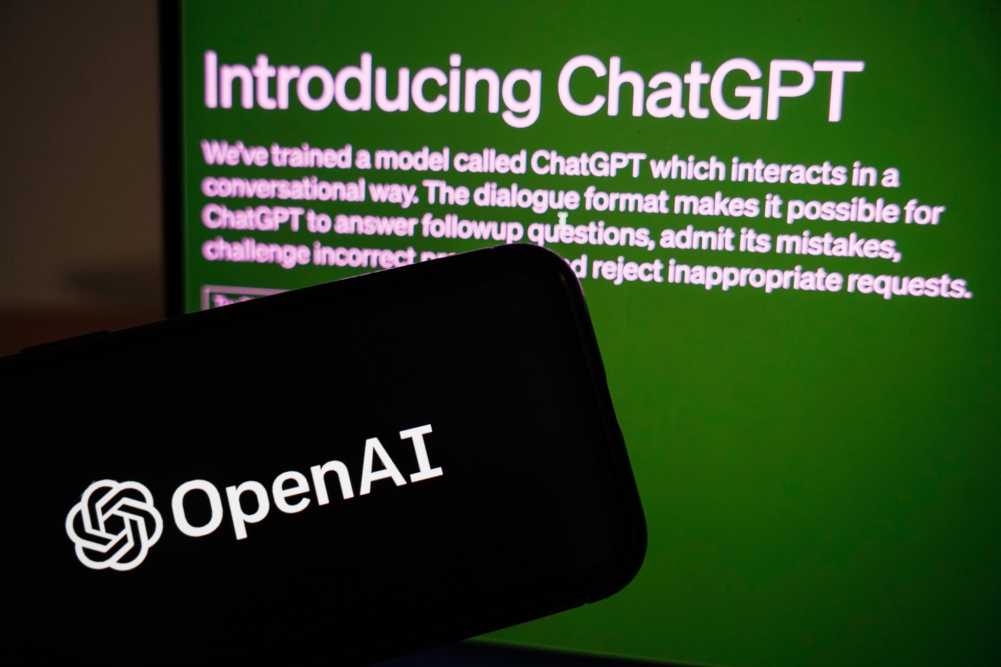 Itália bloqueia acesso ao ChatGPT