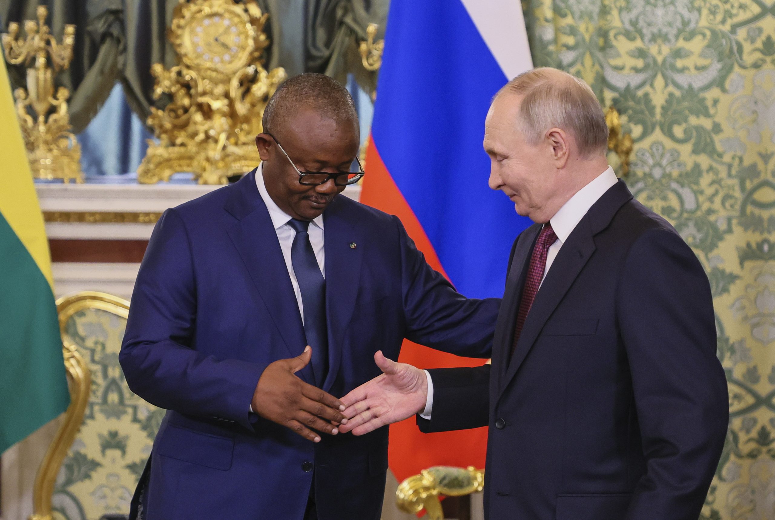 Porque é que Putin deseja que Sissoco Embaló continue Presidente da Guiné-Bissau?