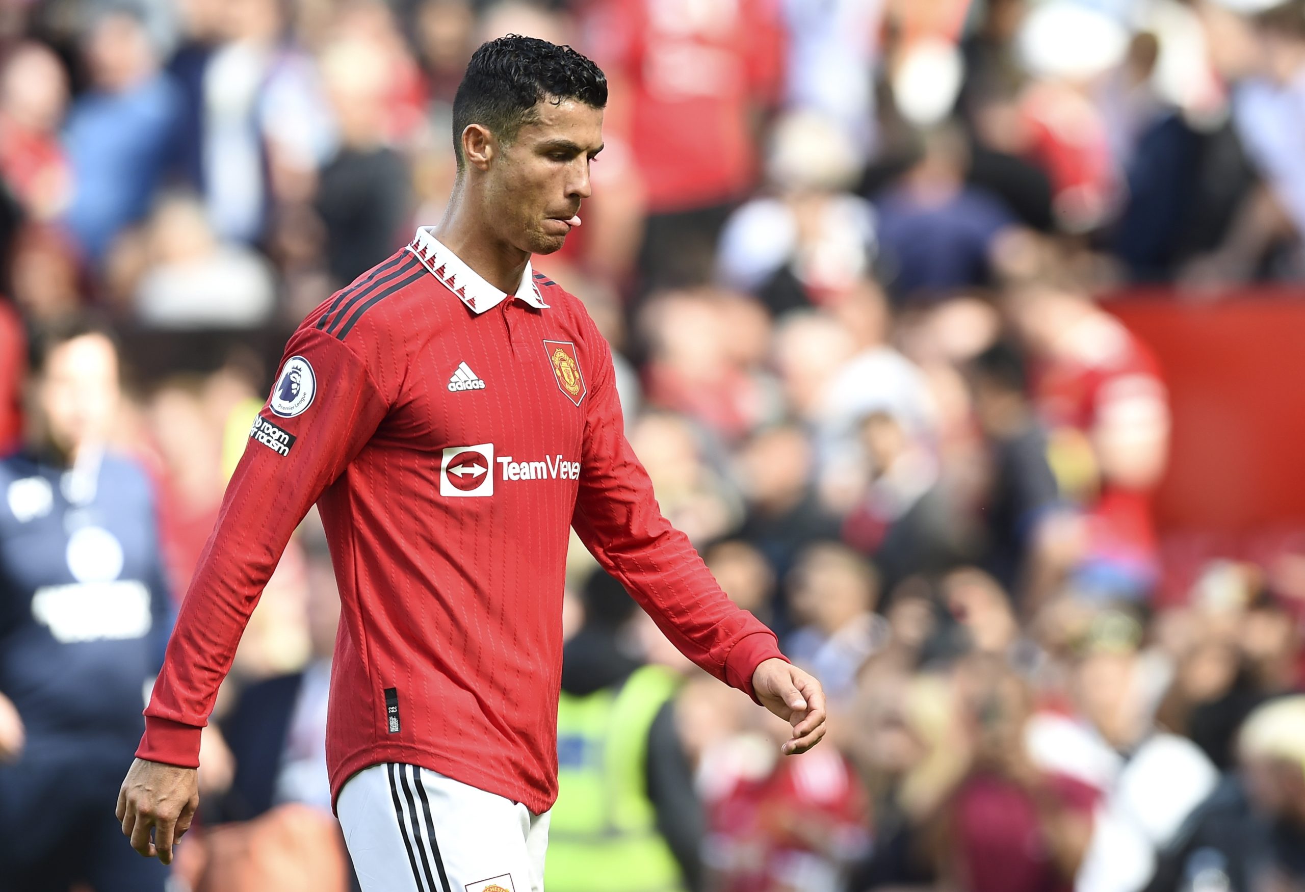 United começa temporada na Premier League como terminou a anterior, a perder. E Ronaldo só entrou na segunda-parte