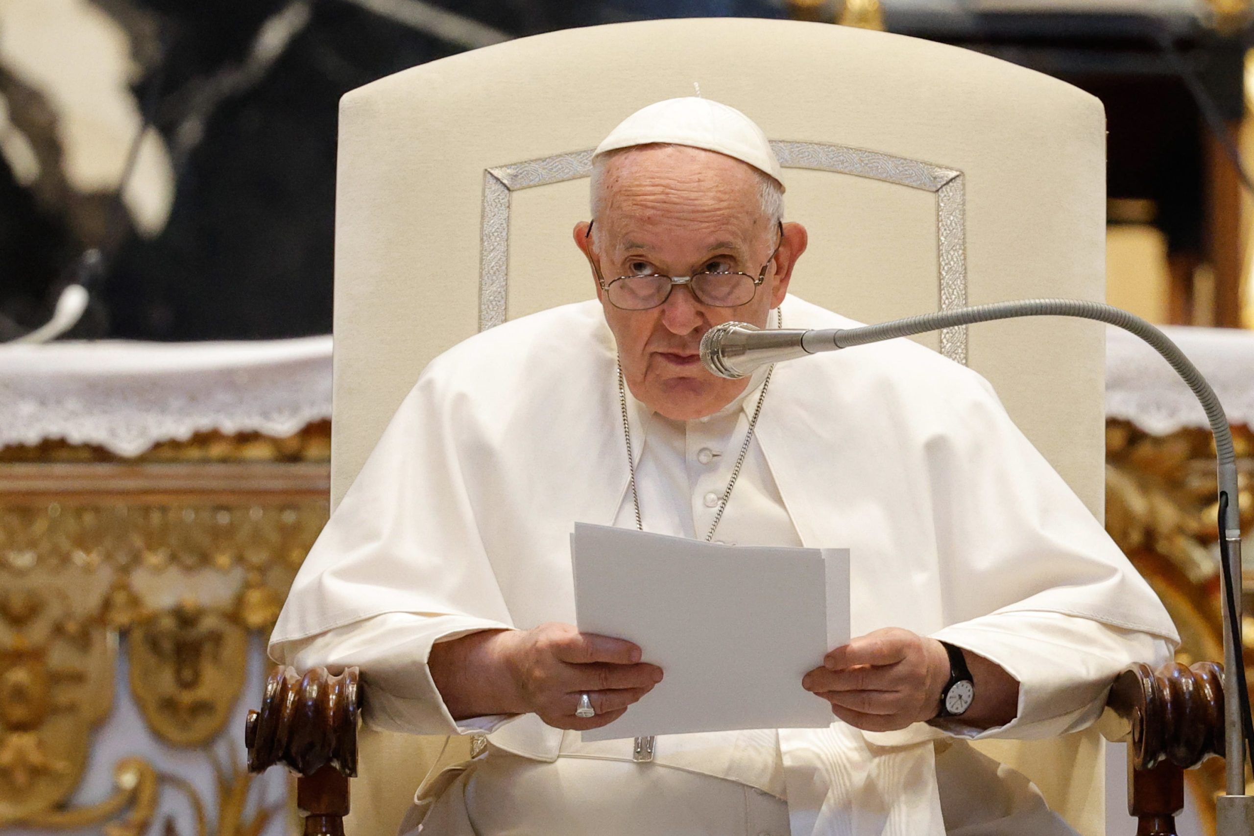 O programa que “não está no papel”: Papa vai reunir-se com vitimas de abusos sexuais em Portugal