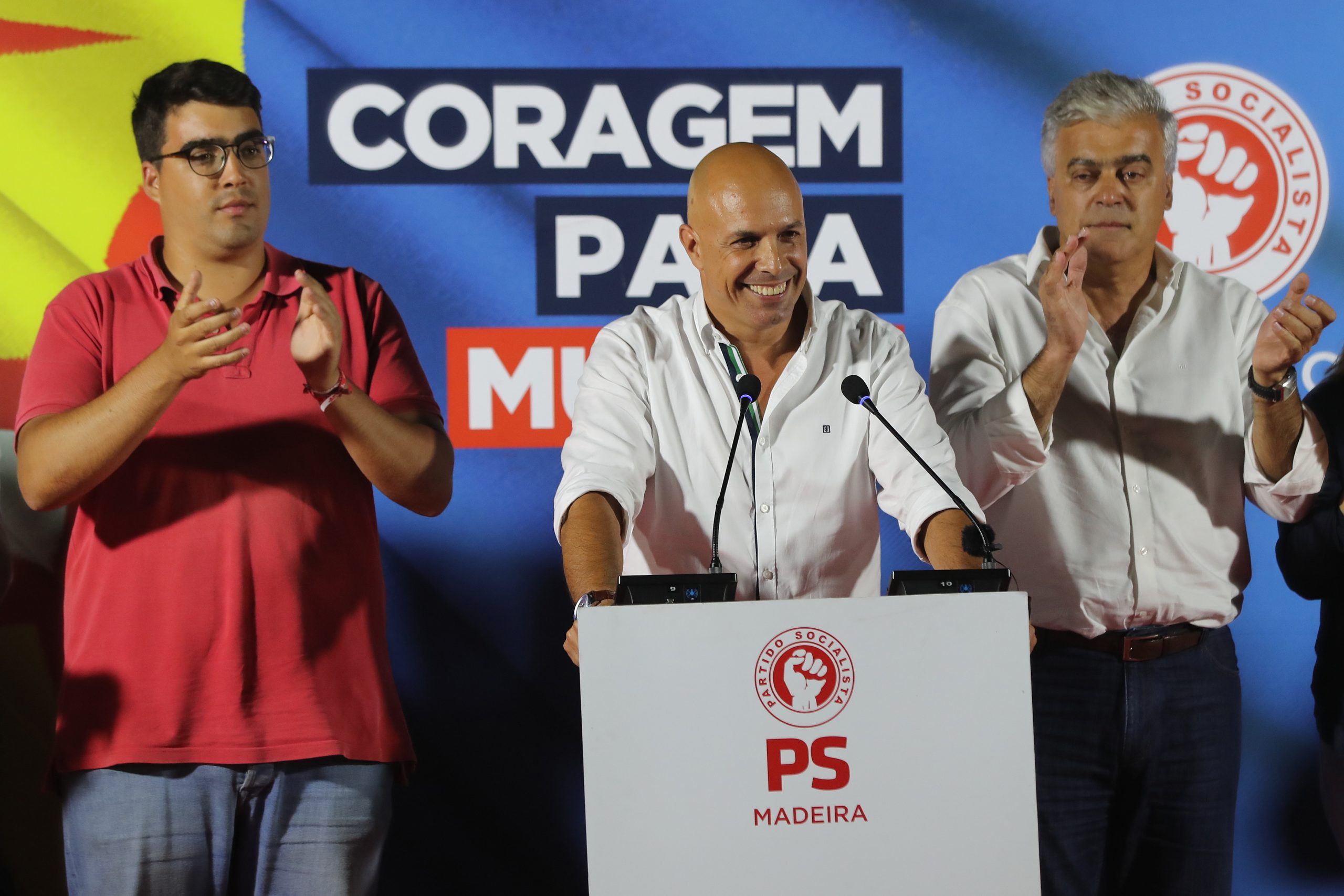 Paulo Cafôfo diz que buscas da PJ em municípios da Madeira têm “motivação política”