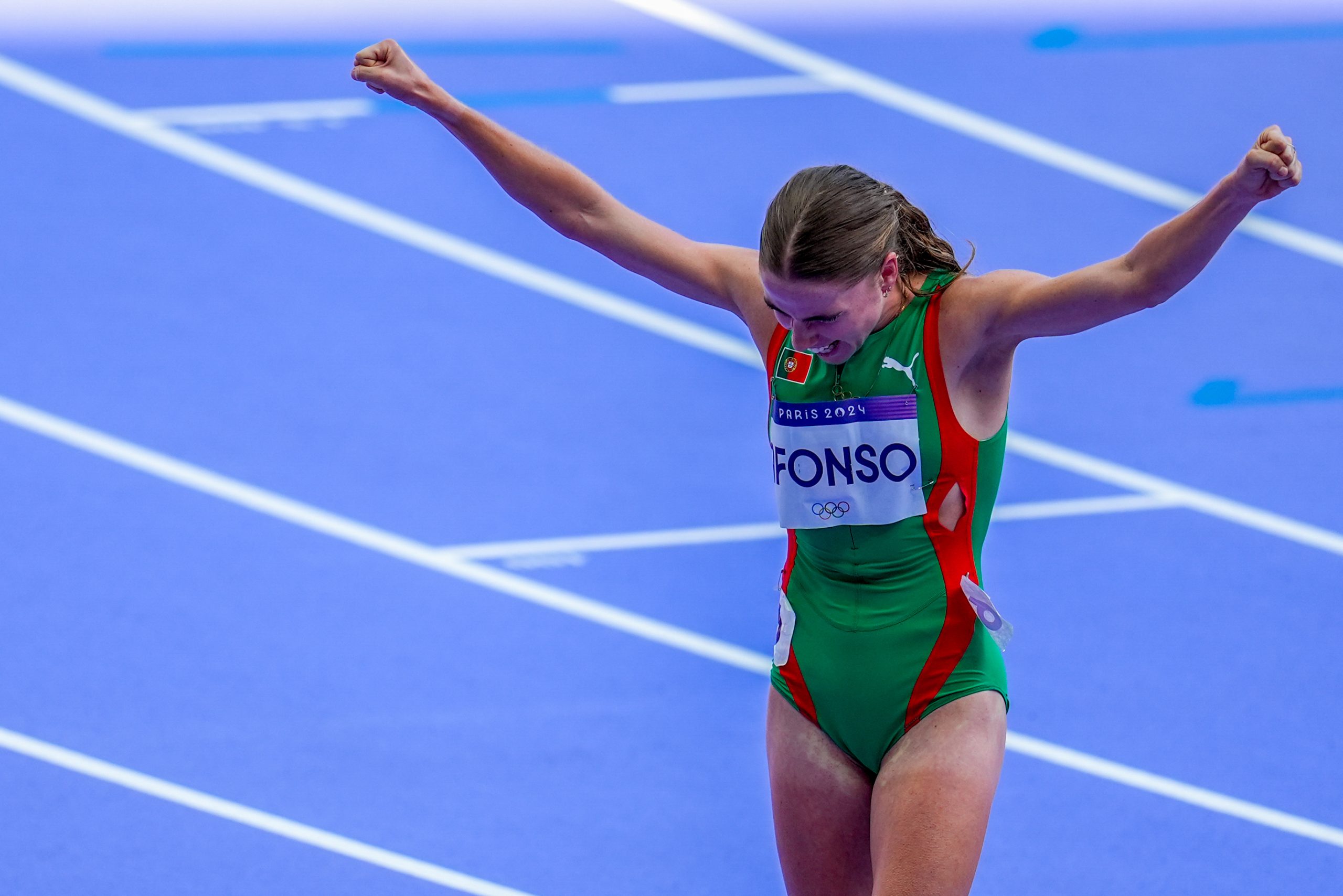 Salomé Afonso é vice-campeã europeia de 1500 metros em pista coberta