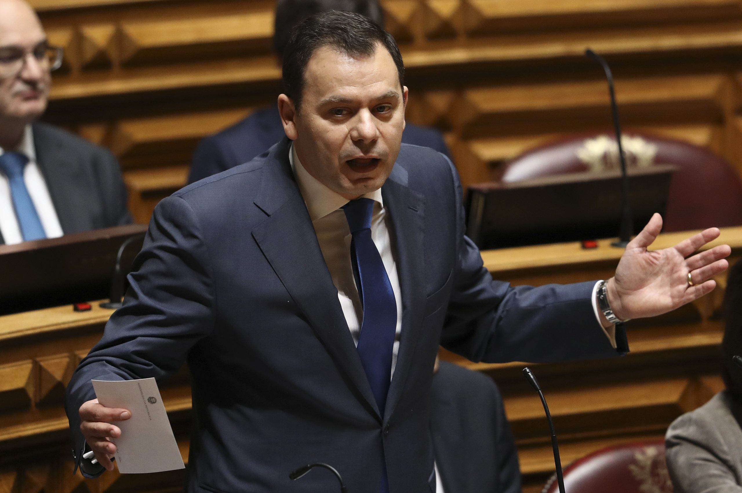 PSD sobre atitude do Governo com Dijsselbloem: “Teve entradas de leão e saídas de ratinho”