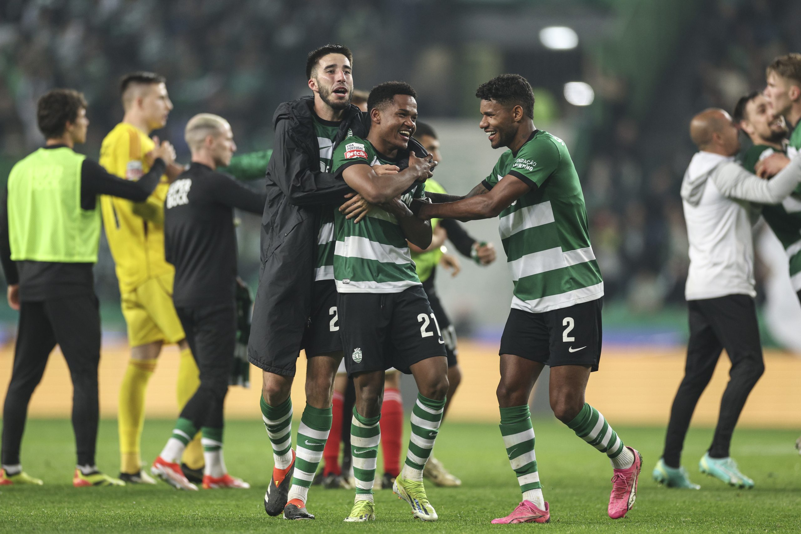 Aos 90+1 minutos aconteceu o golo que pode decidir um campeonato. Estas são as imagens da ‘explosão’ em Alvalade