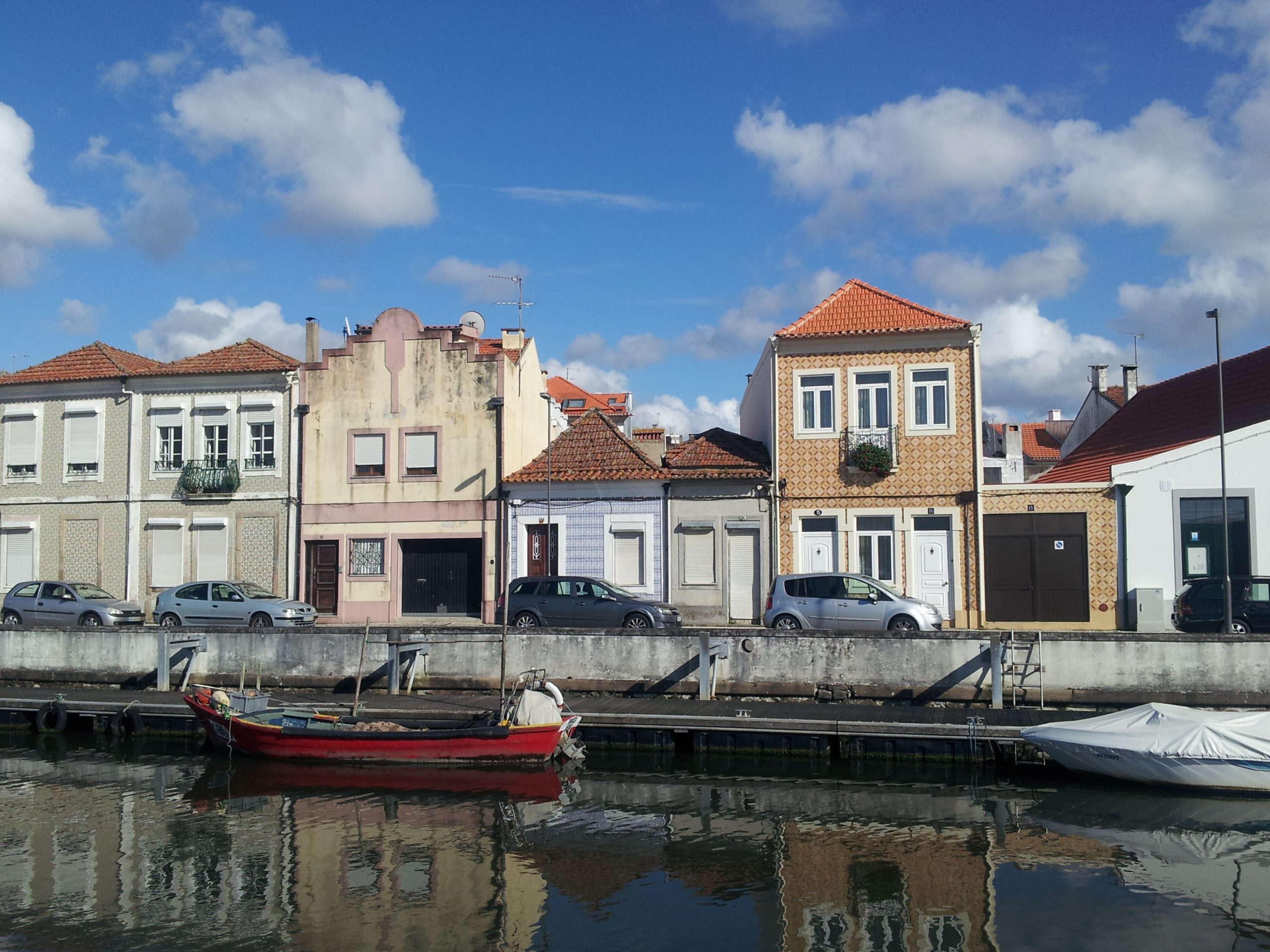 Canais urbanos da Ria de Aveiro em reabilitação