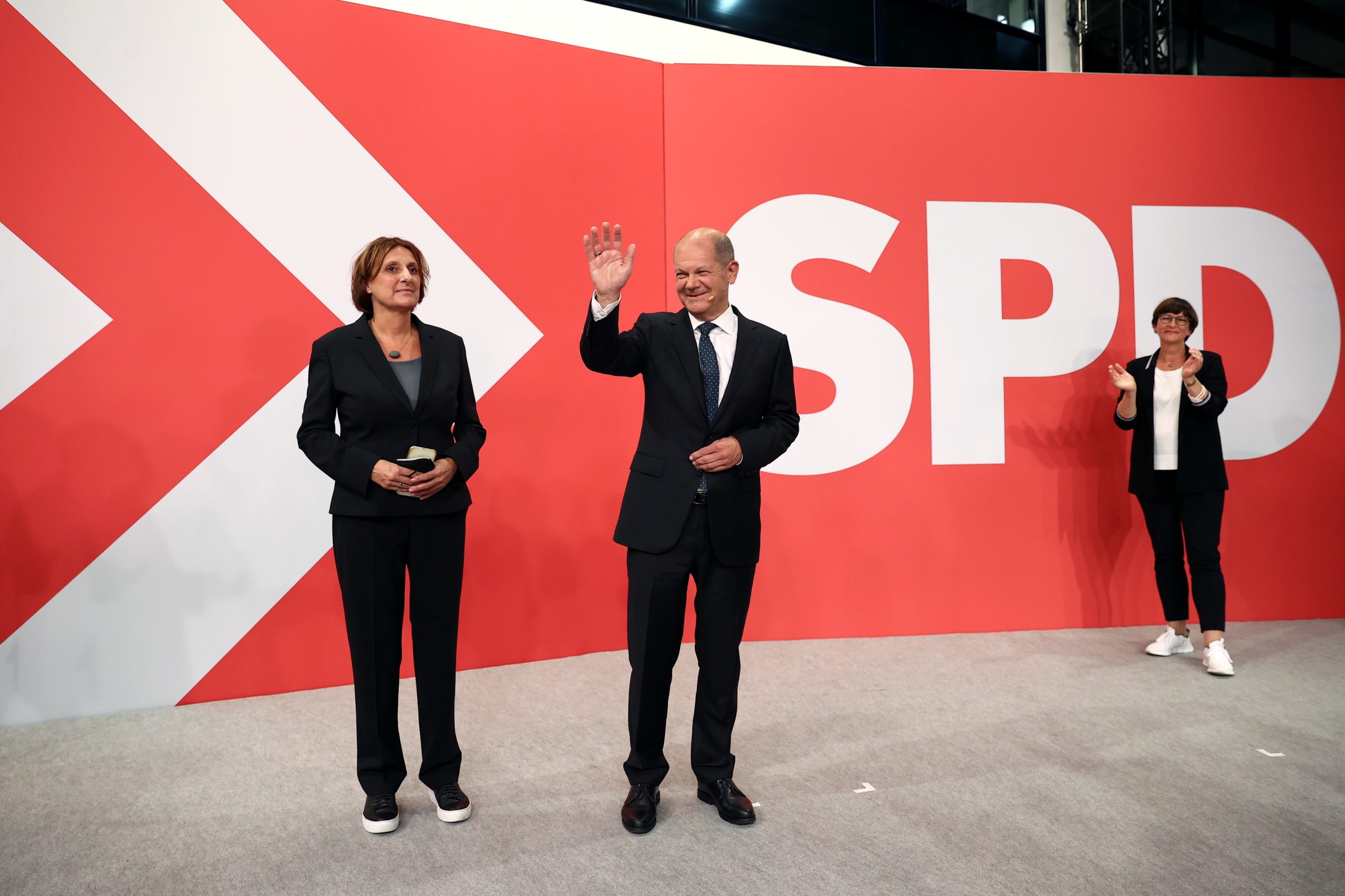 Alemanha. Alegria e muito nervosismo na sede do SPD em Berlim