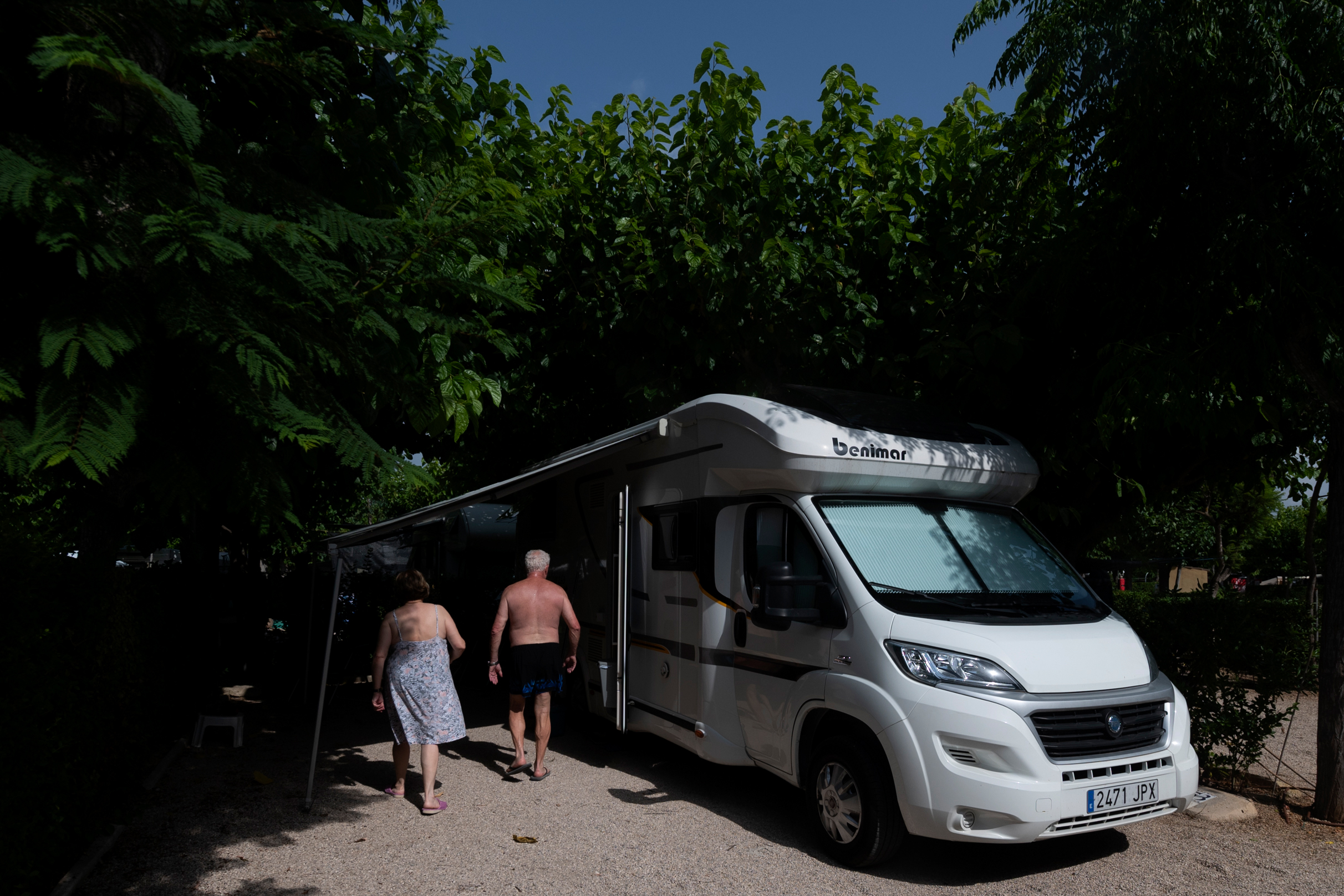 Covid-19: Autocaravanas podem estacionar junto a praias durante o dia em “locais designados”