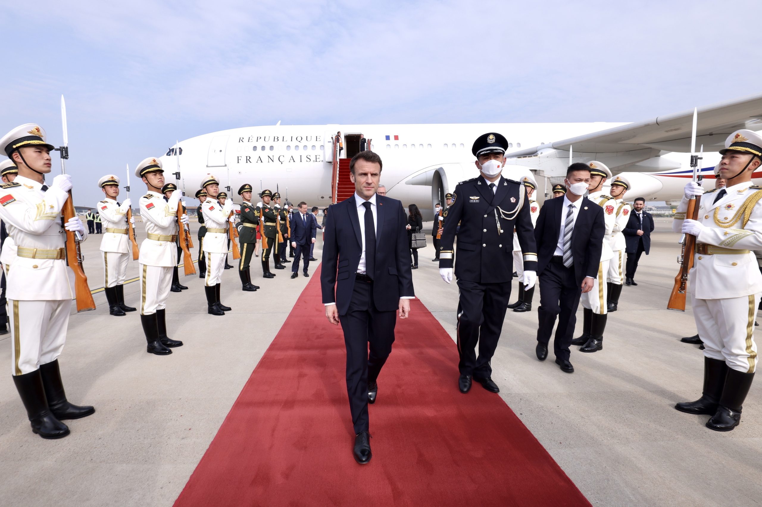 Macron quer definir com Xi Jinping “rumo comum” para alcançar paz na Ucrânia