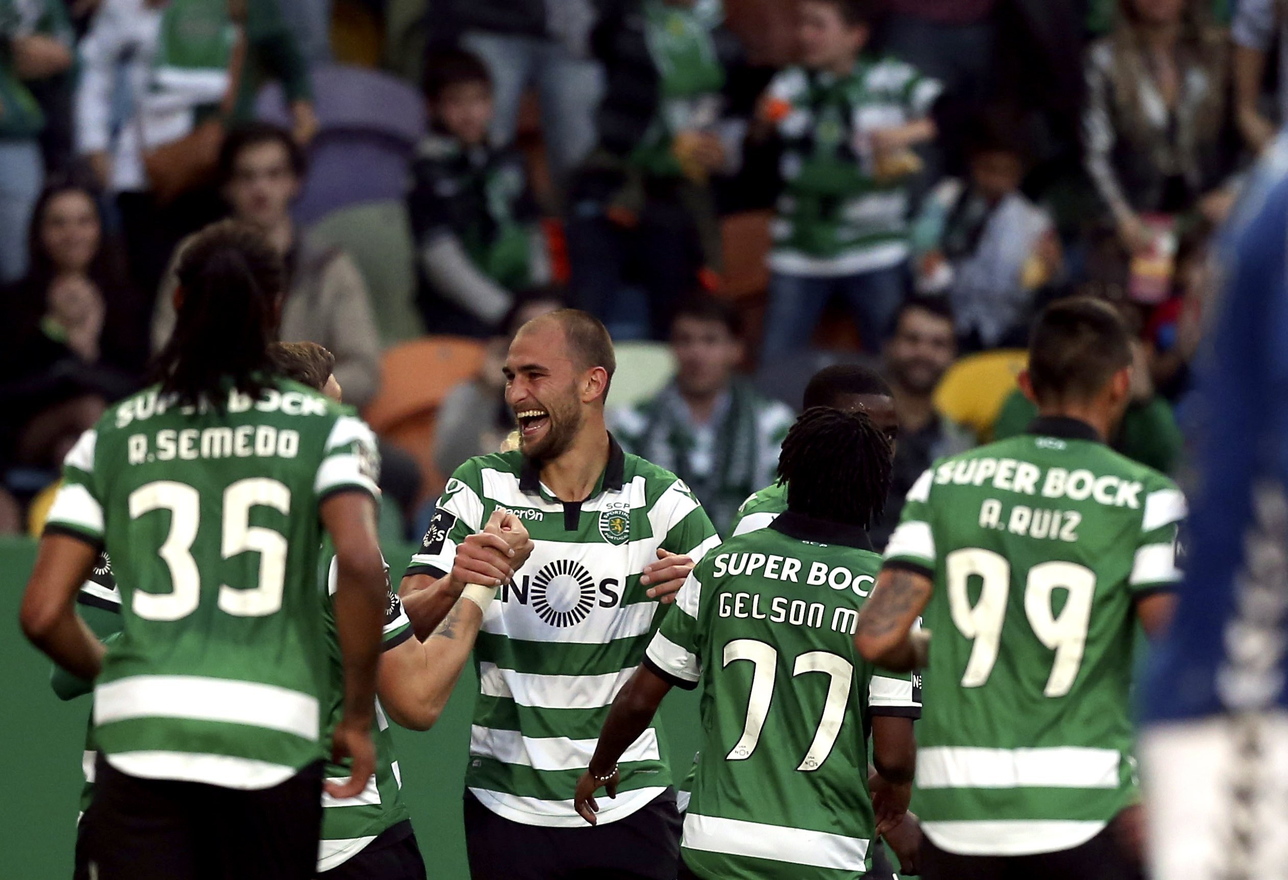 Desportivo das Aves-Sporting vai inaugurar a I Liga 2017/18