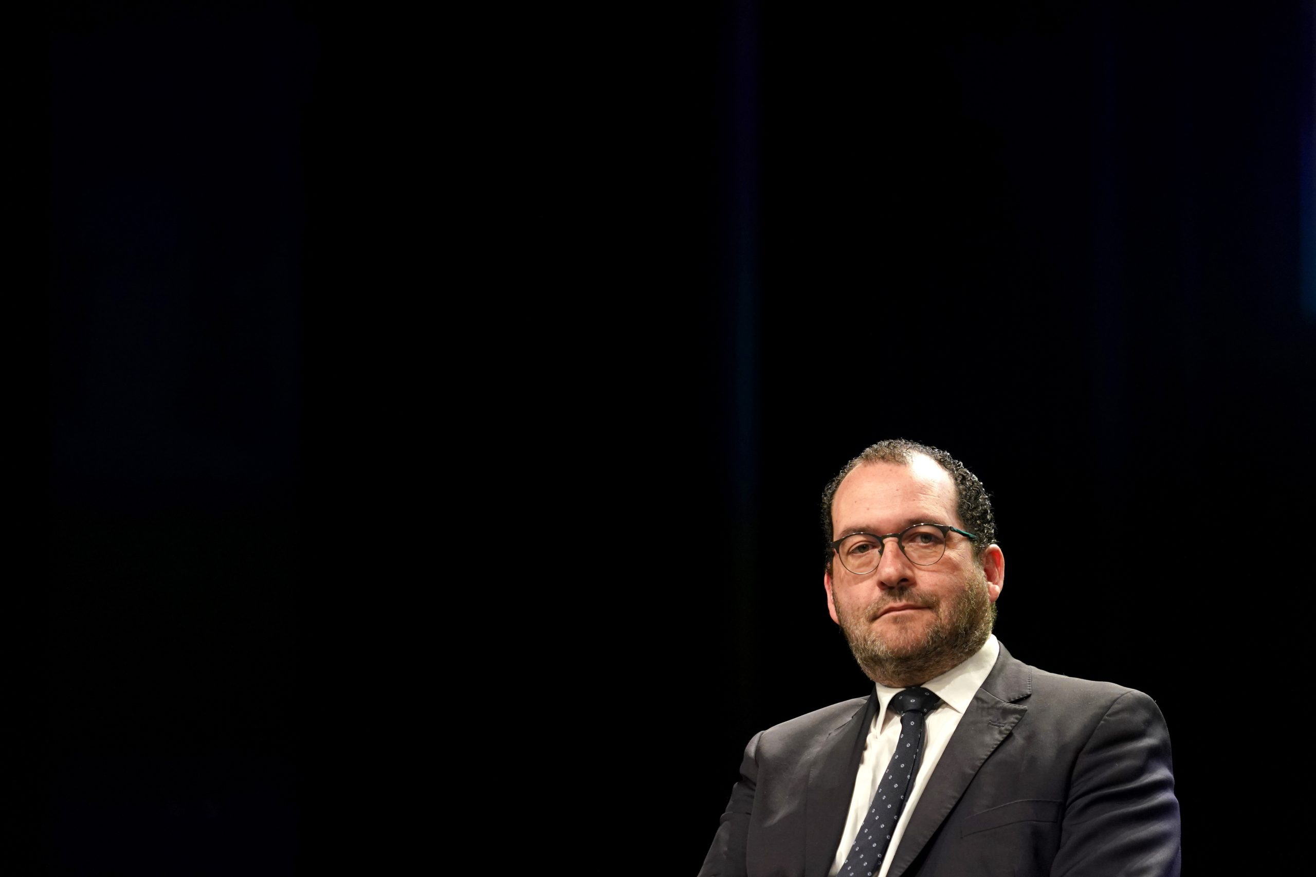 Ministro da Educação disponível para discutir progressão na carreira e tempo de serviço dos professores