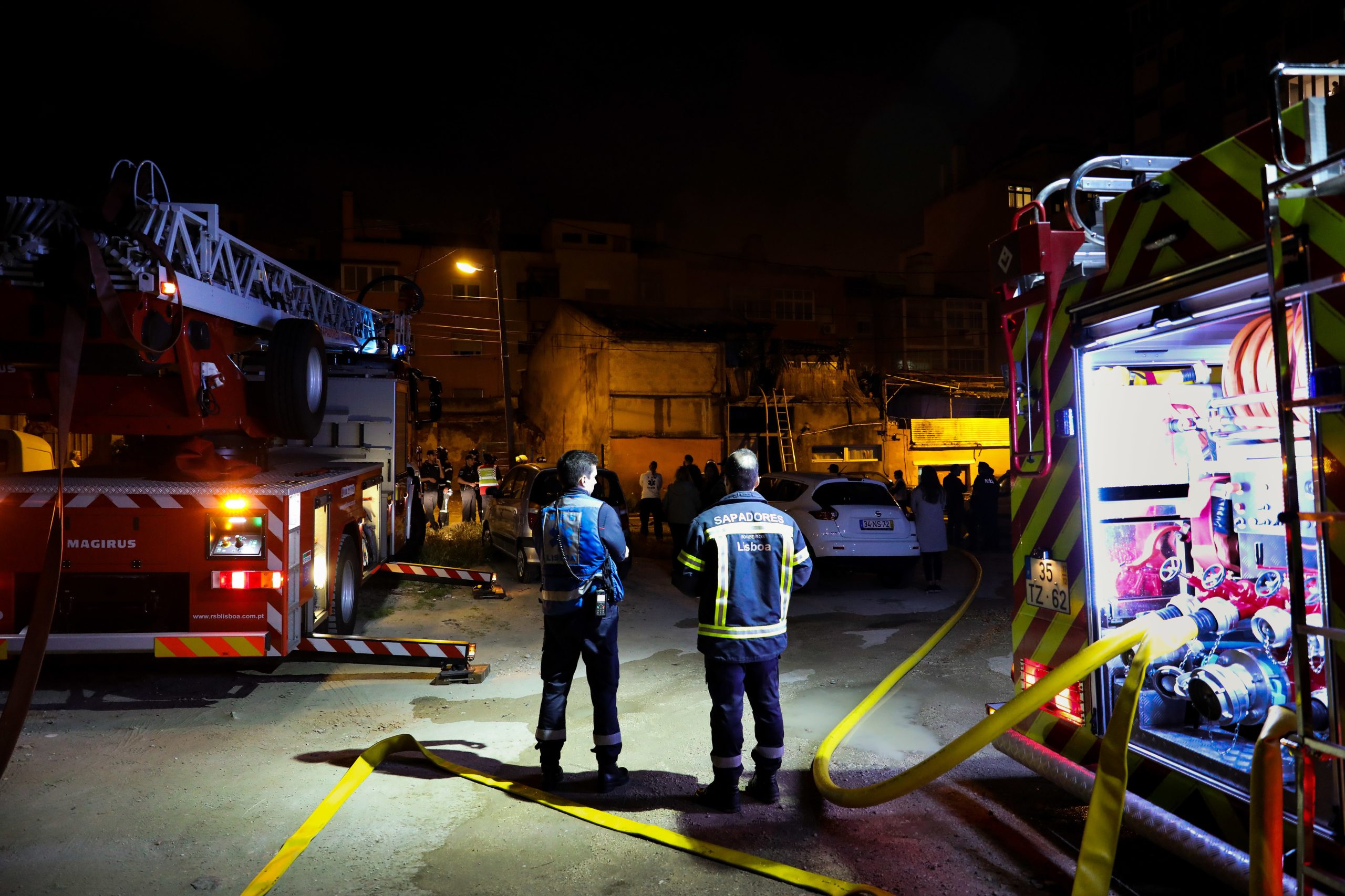 Sapadores de Lisboa suspende greve após reunião com Câmara Municipal