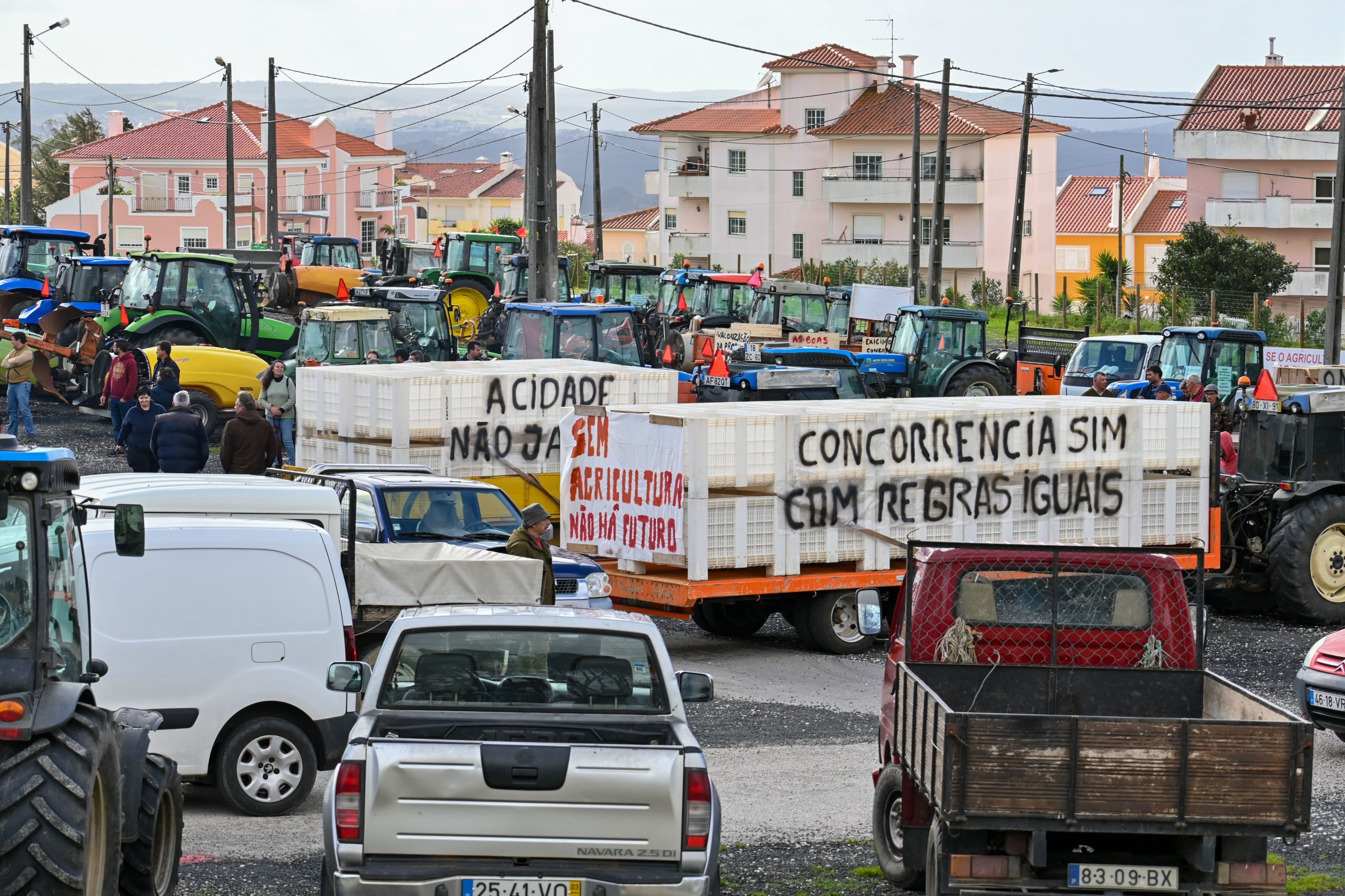 Manifesto reivindicativo dos agricultores  apresentado nas Caldas da Rainha após marcha lenta