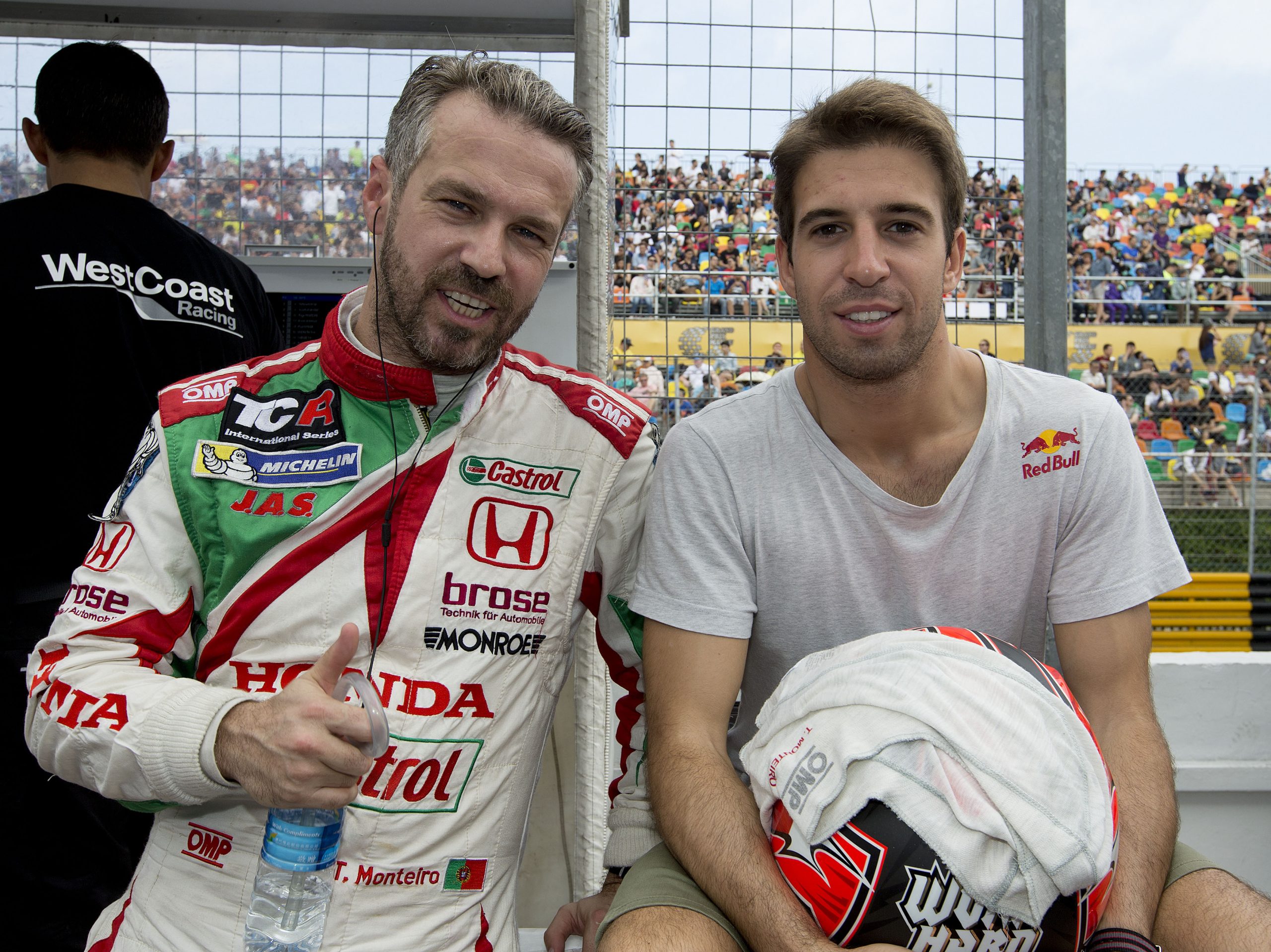 Covid-19: Félix da Costa e Tiago Monteiro organizam corrida virtual solidária