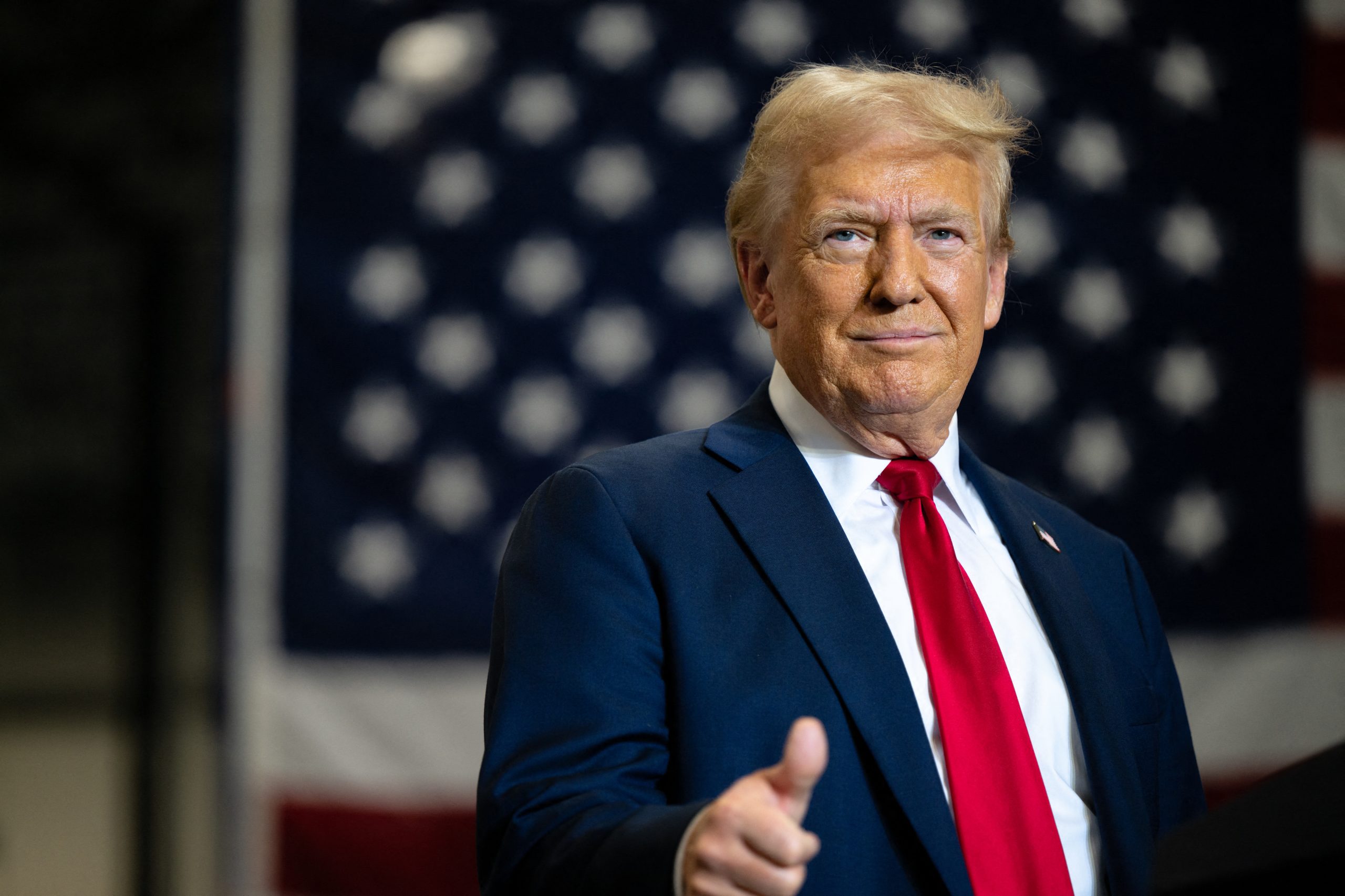 Trump partilha falso apoio do CEO da JPMorgan à sua campanha