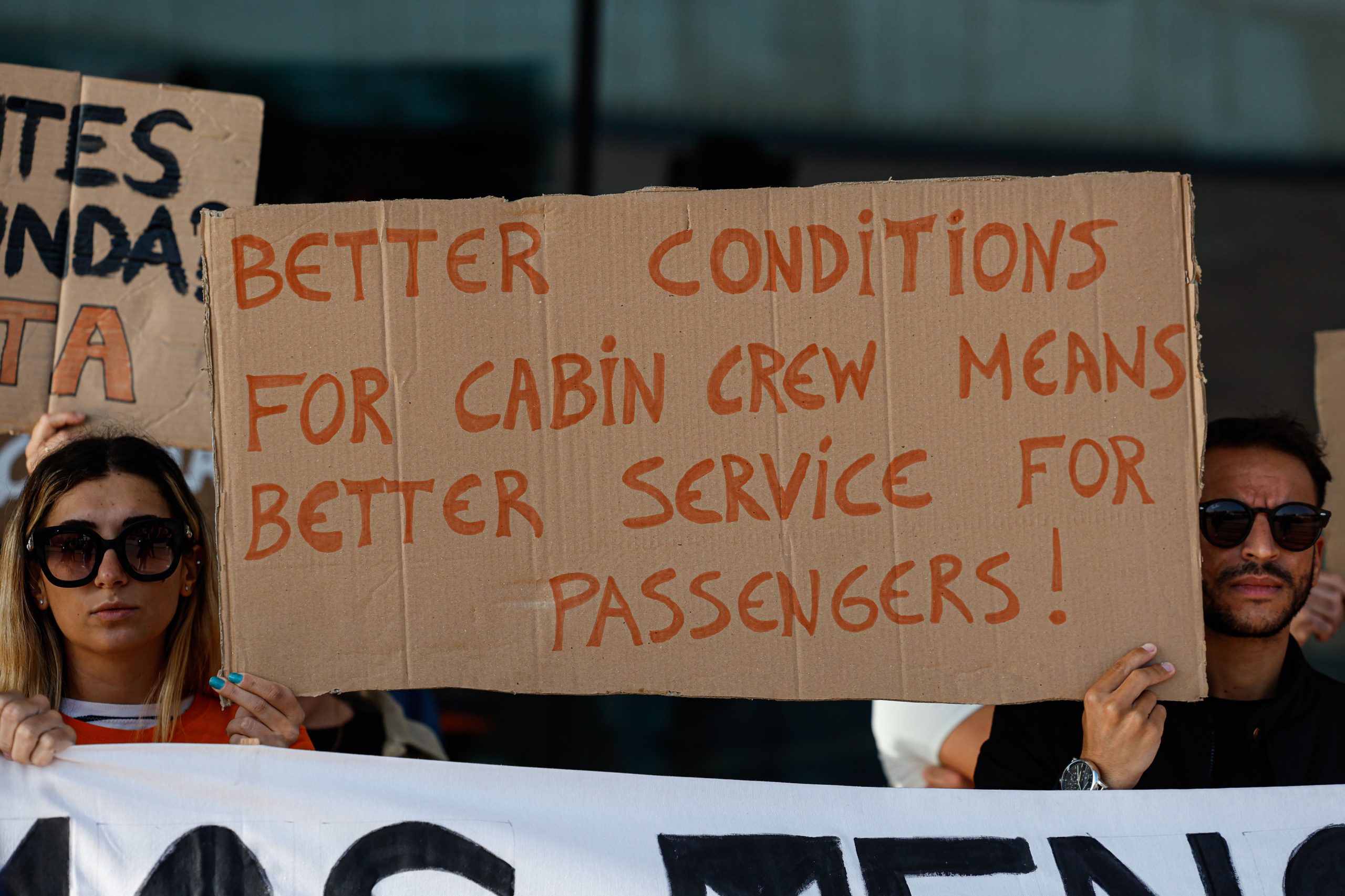 Sindicato fala em adesão a 100% na adesão ao último dia de greve na Easyjet