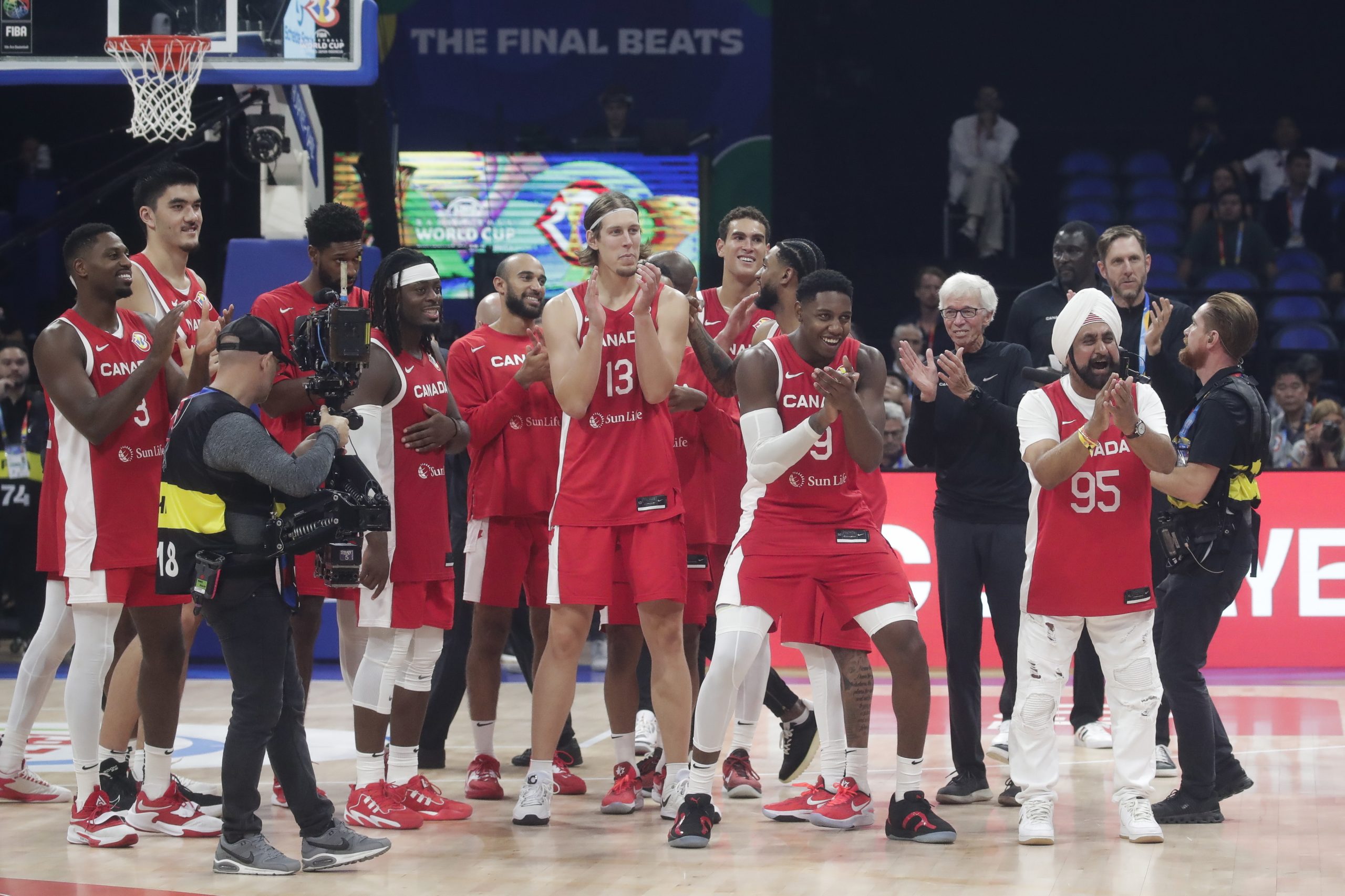 Canadá vence EUA e conquista bronze no Mundial de basquetebol