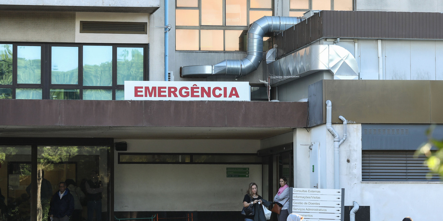 Serviços de urgência registaram um pico nos últimos dias por doenças de “gravidade relativamente reduzida”, diz Ministro