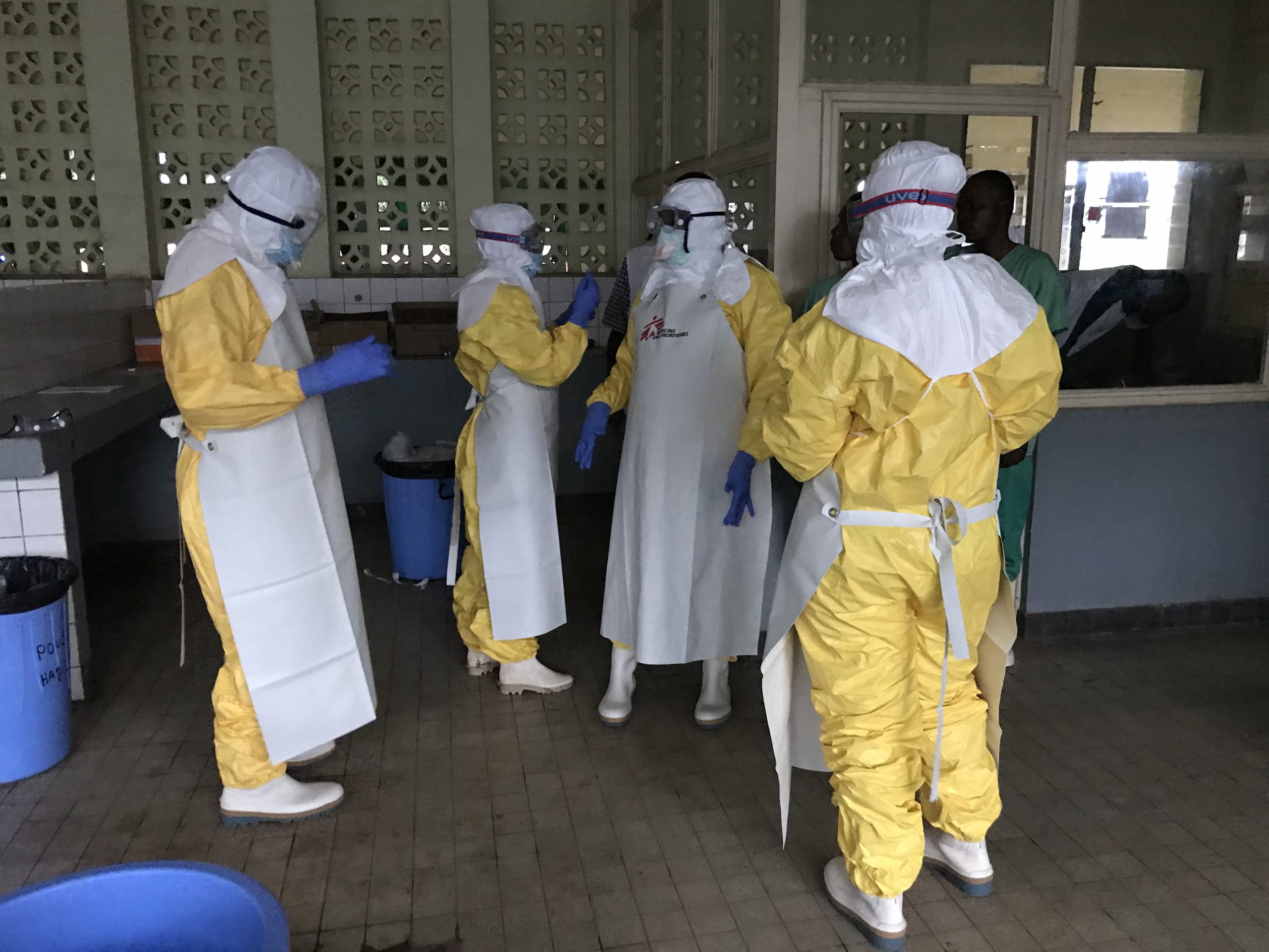 Angola prepara resposta ao Ébola com ajuda de especialistas portugueses