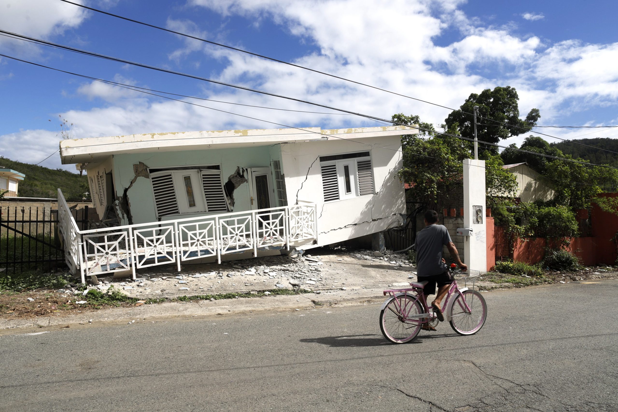 Estado de emergência em Porto Rico após novo sismo que provocou um morto e vários feridos