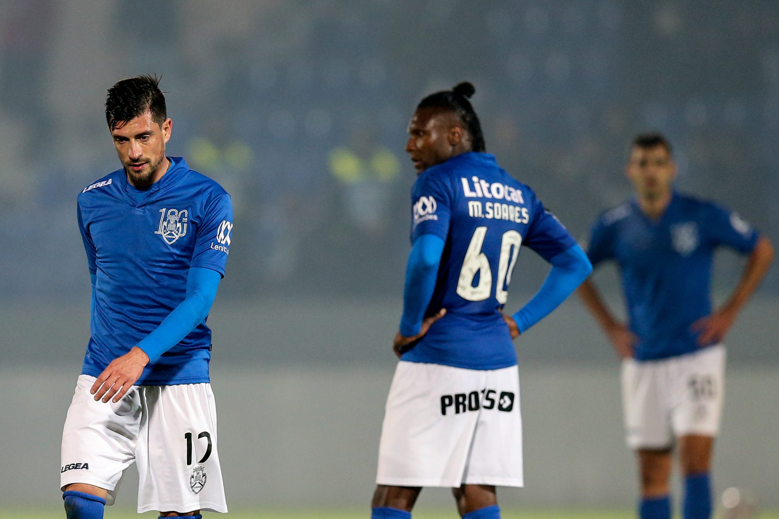 Filipe Martins sucede a Nuno Manta Santos como treinador do Feirense