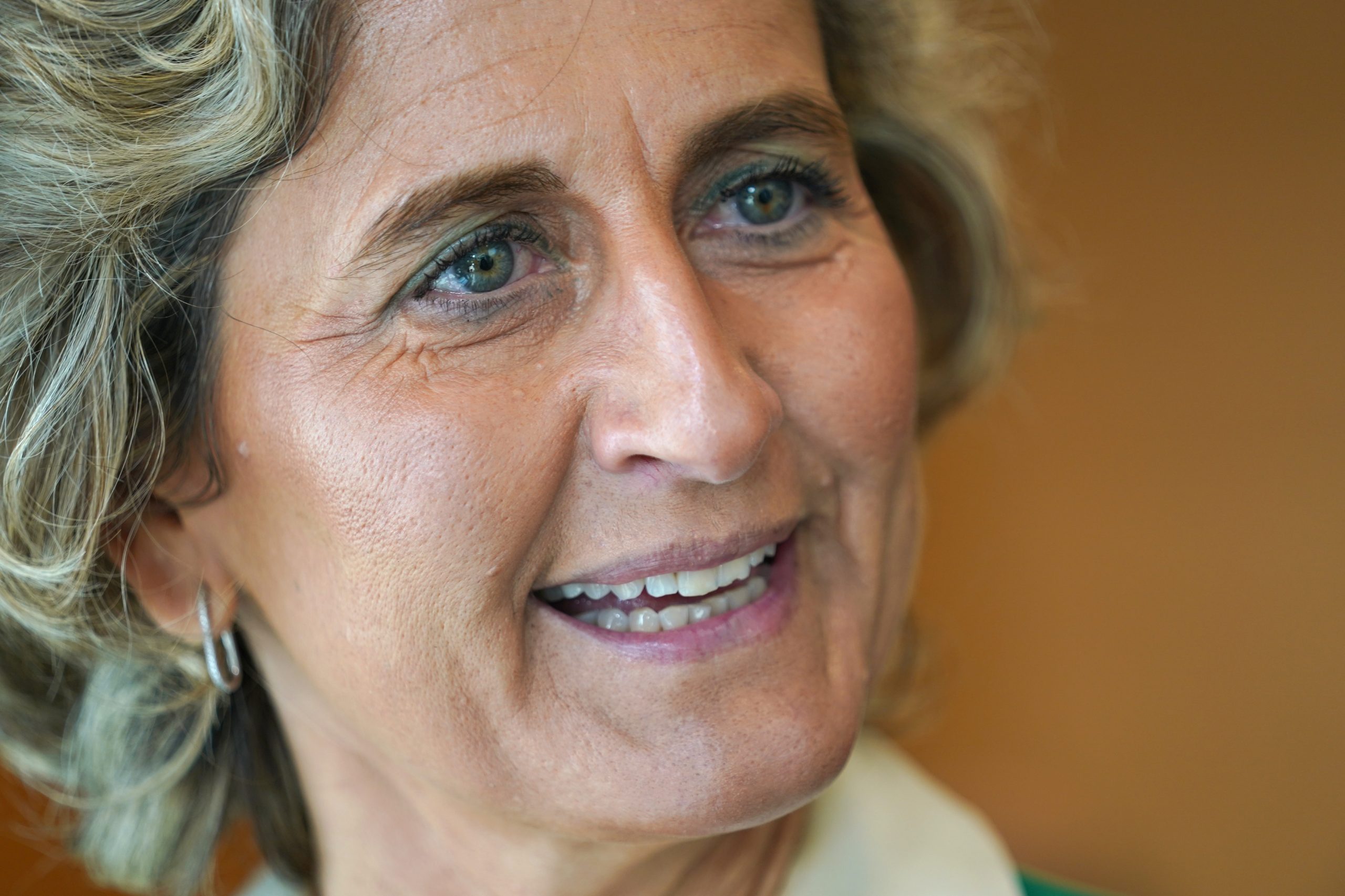 Há um “caminho longo” a percorrer no envelhecimento ativo, diz Ana Abrunhosa