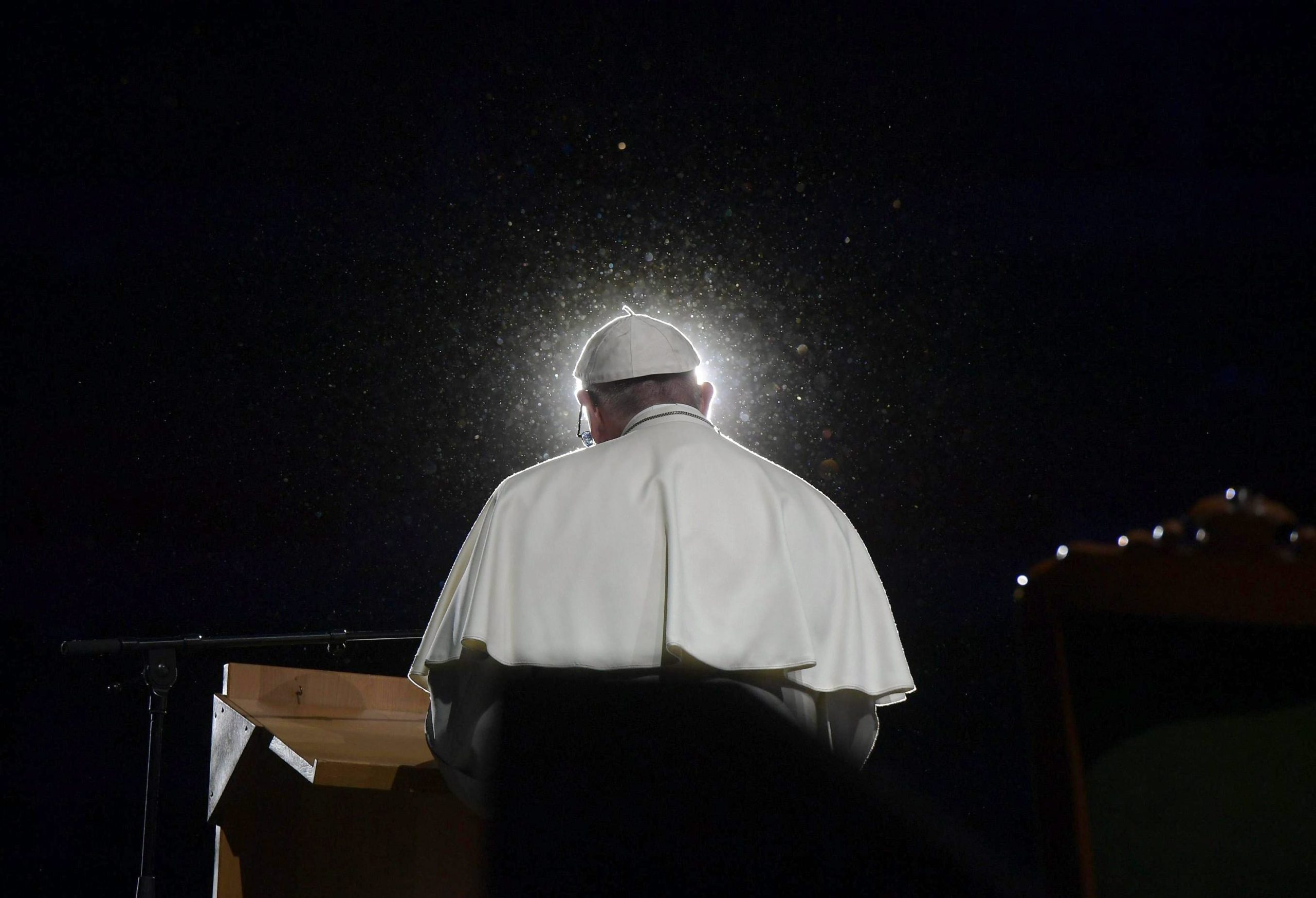 Papa Francisco diz que em Alepo os direitos mais fundamentais são desprezados