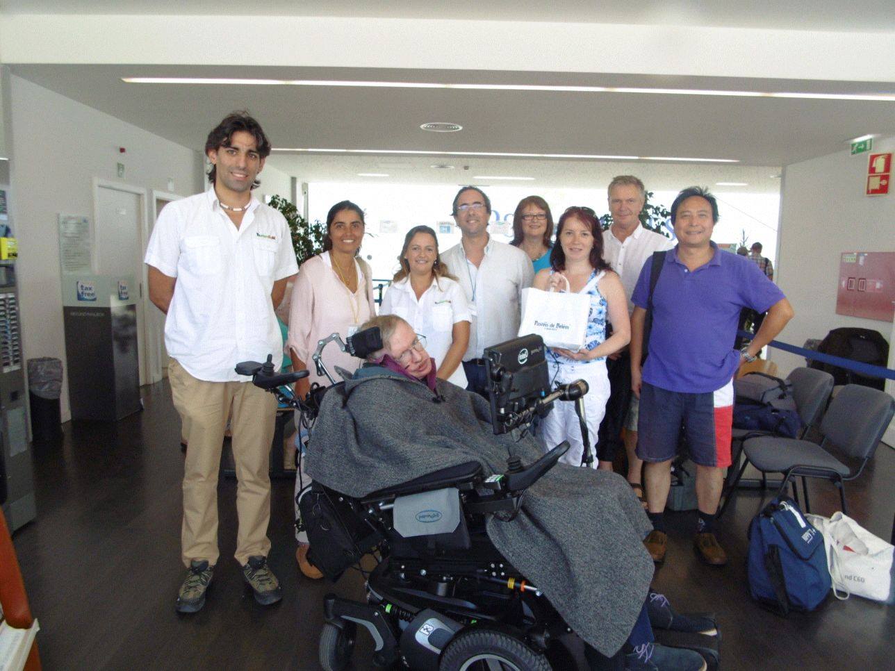 De Alfama aos Pastéis de Belém. Falámos com quem levou Stephen Hawking a passear por Lisboa