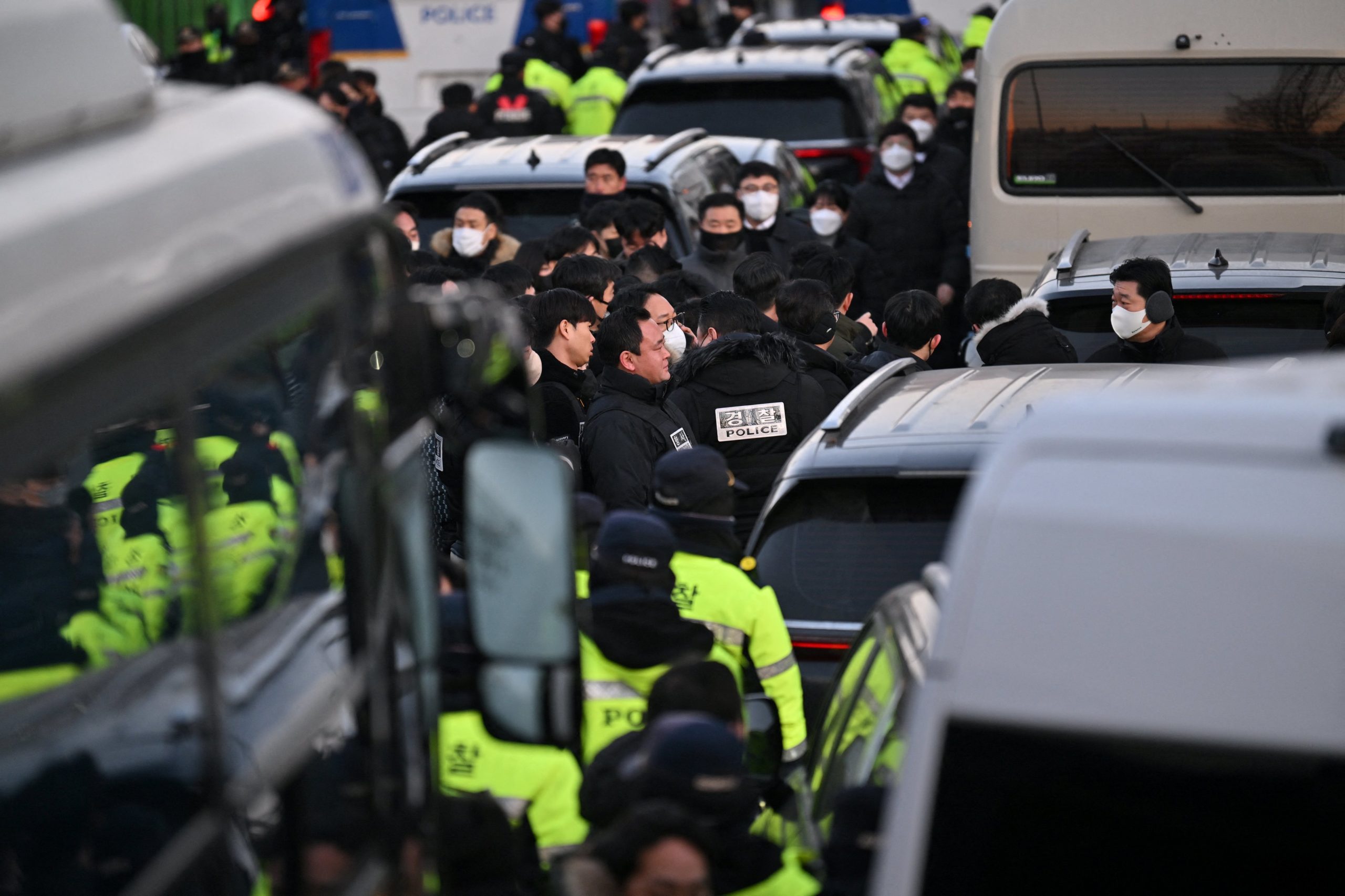Coreia do Sul: autoridades tentam deter Yoon Suk-yeol