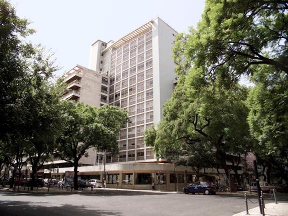 Câmara de Lisboa quer residência universitária na Avenida 5 de Outubro