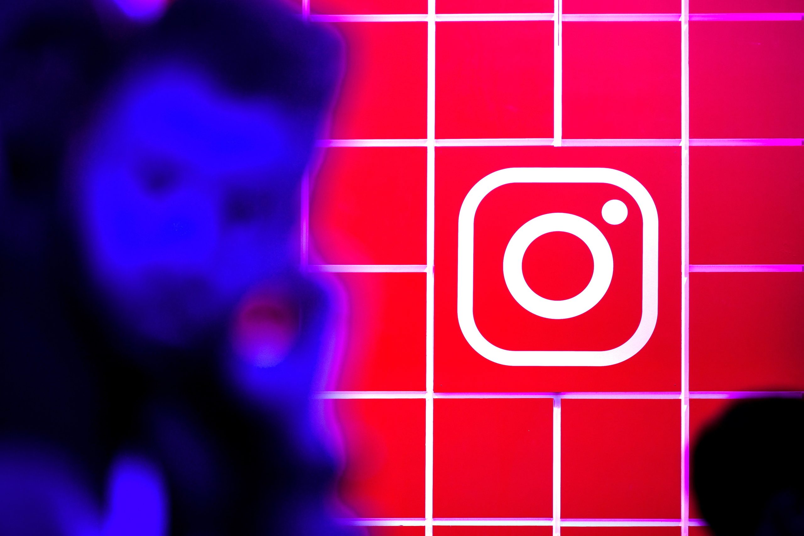 Instagram anuncia alterações às suas políticas de nudez