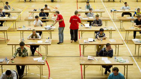 Alunos portugueses no top 5 de Matemática e de Física