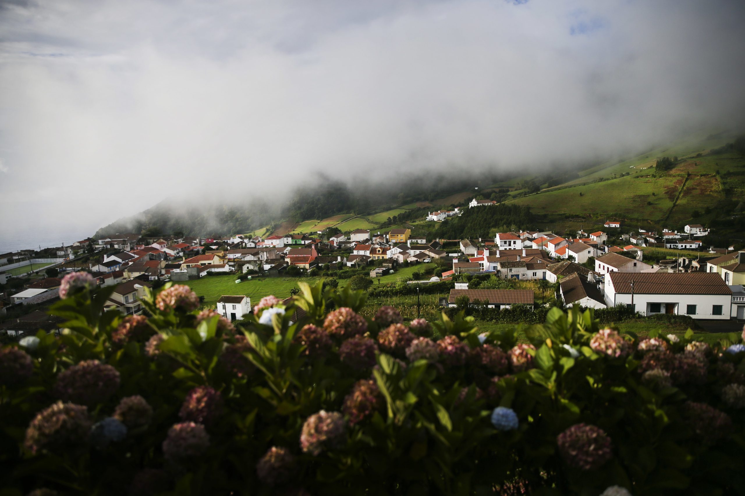 Cinco sismos sentidos durante a tarde na ilha de São Miguel