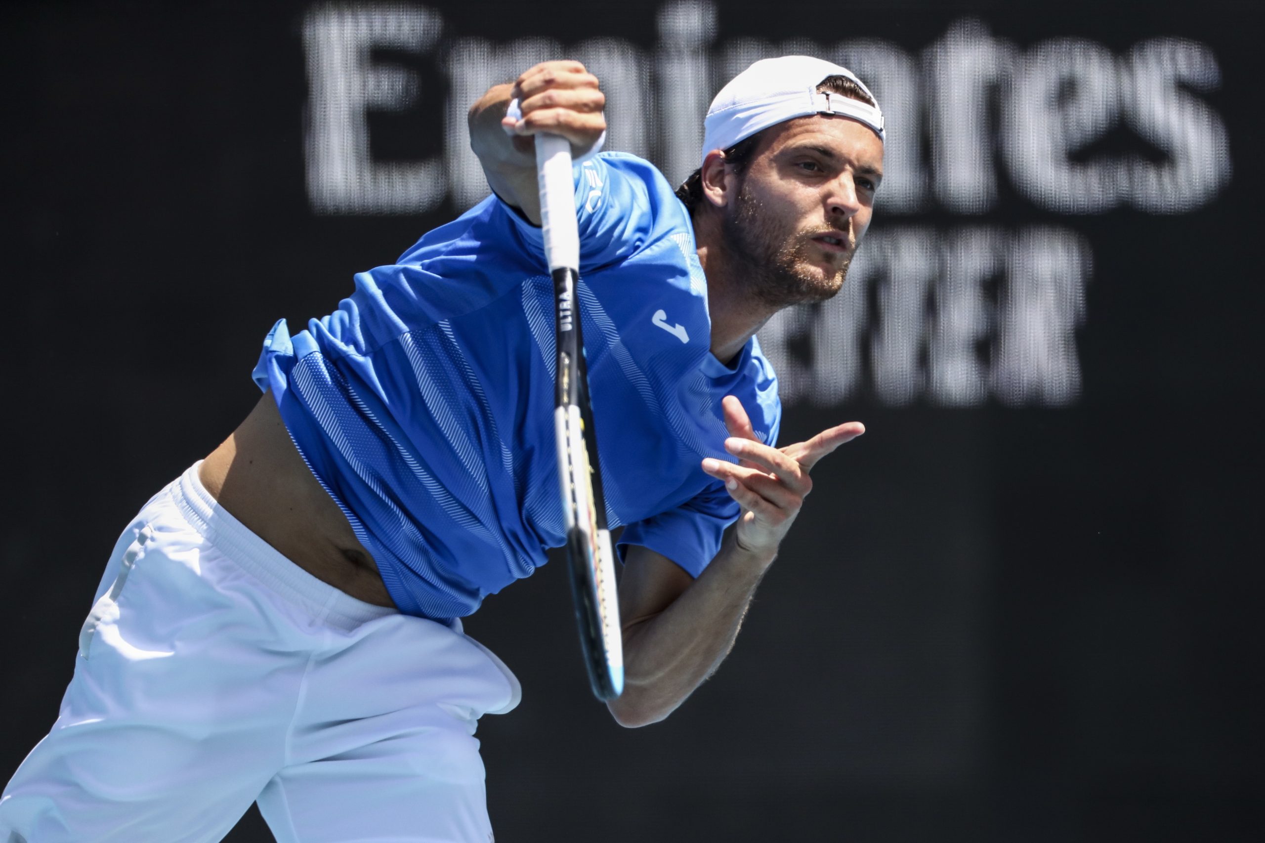 João Sousa afastado do Open da Austrália após perder com italiano Jannik Sinner
