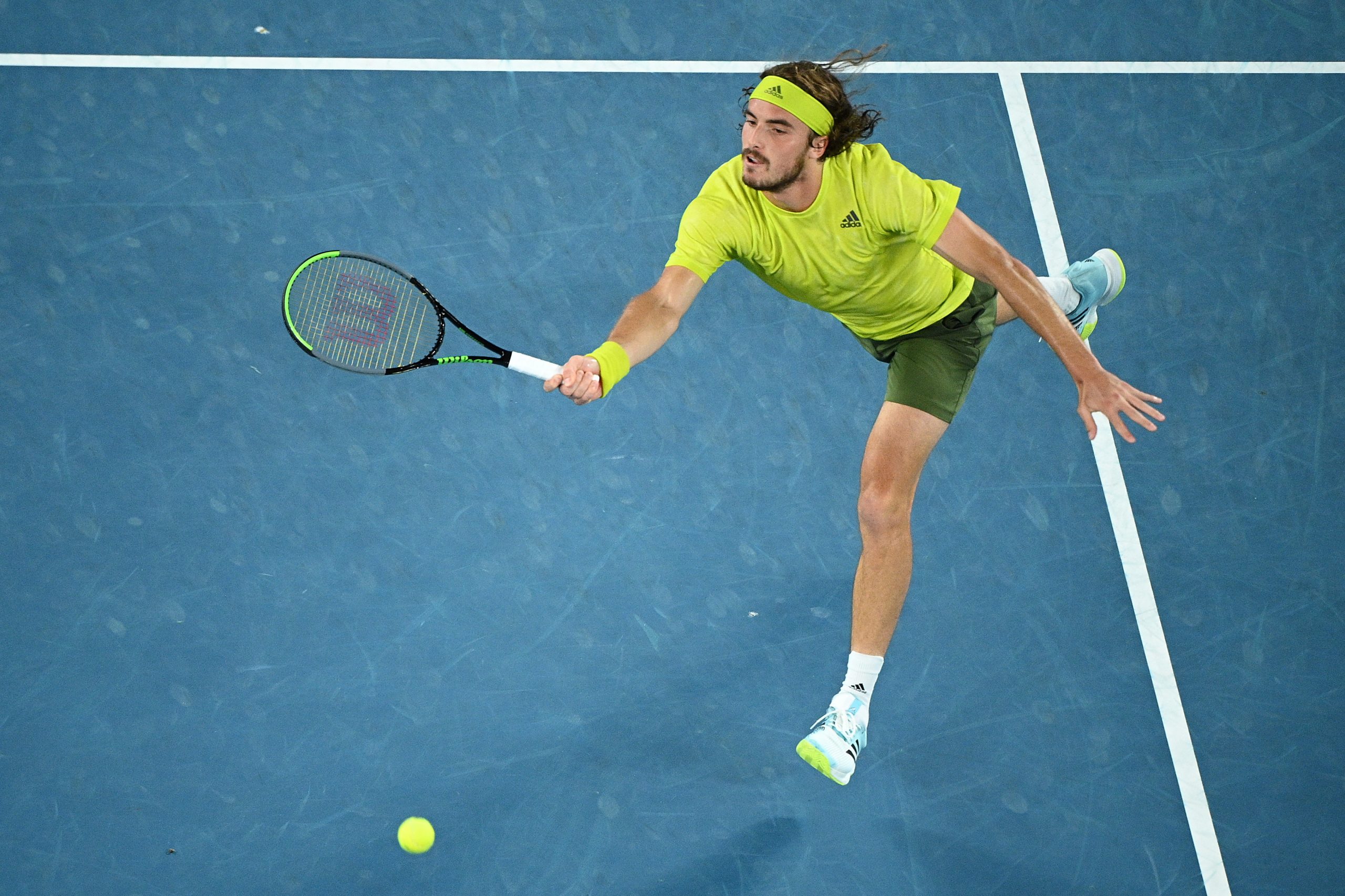 Tsitsipas impõe-se a Nadal e segue para as meias-finais do Open da Austrália