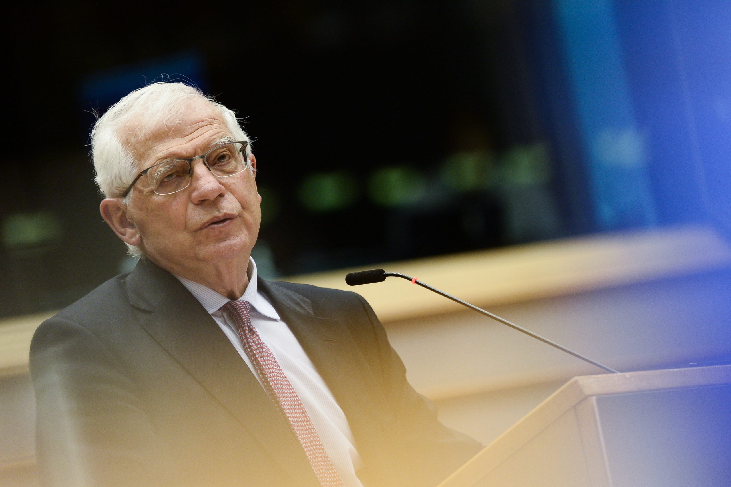 Josep Borrell afirma que Rússia parece estar a aprofundar deliberadamente confronto com o Ocidente