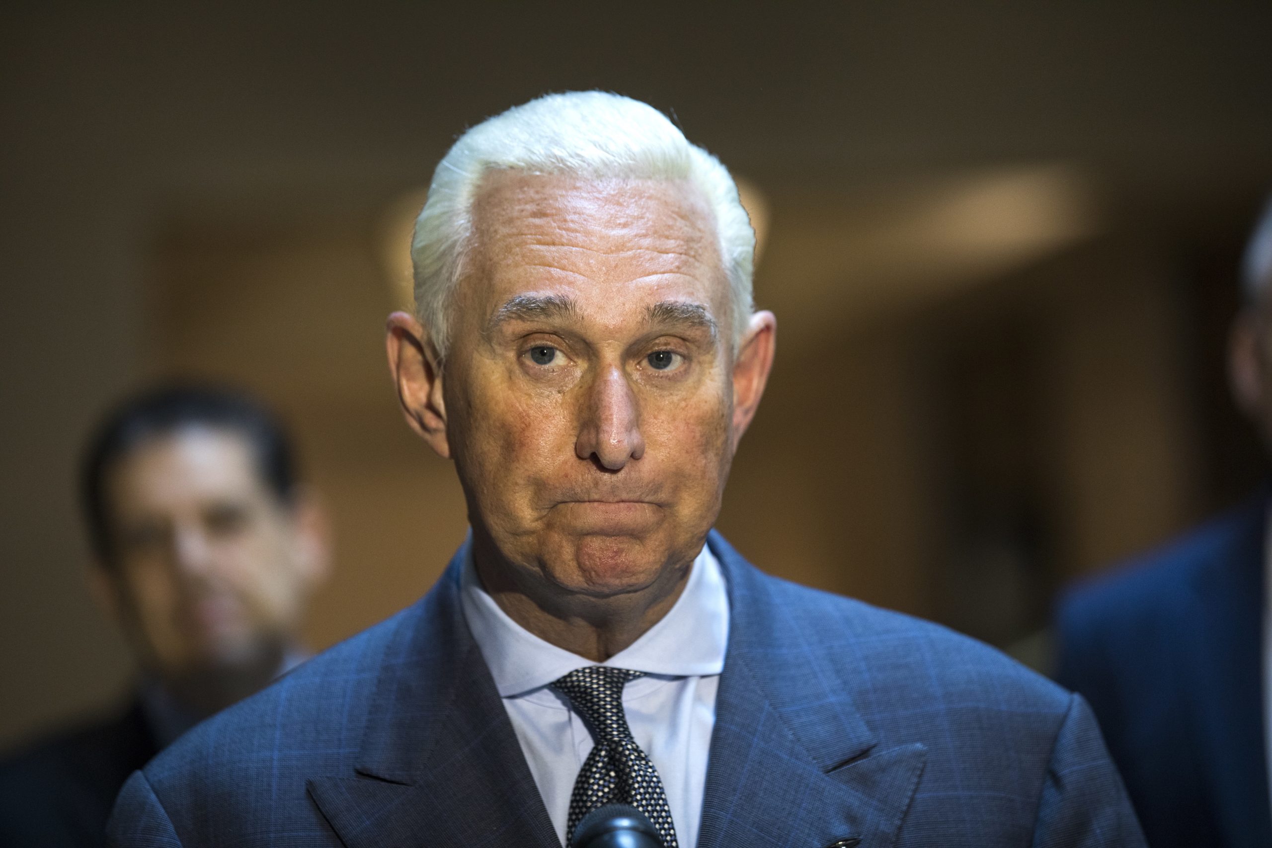 Roger Stone, ex-conselheiro de Trump, condenado no caso da Wikileaks