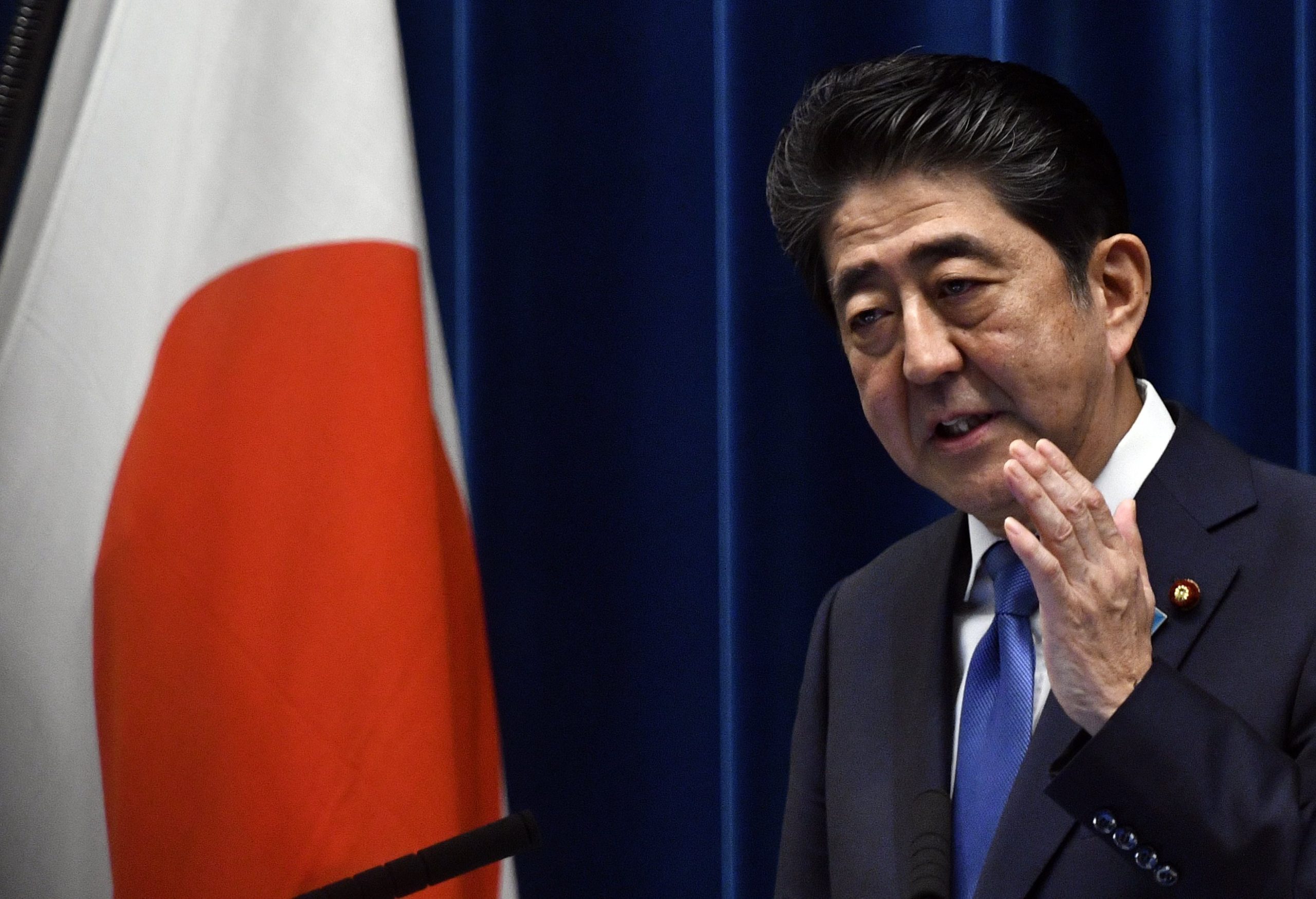 Vitória expressiva da coligação de Shinzo Abe nas legislativas no Japão
