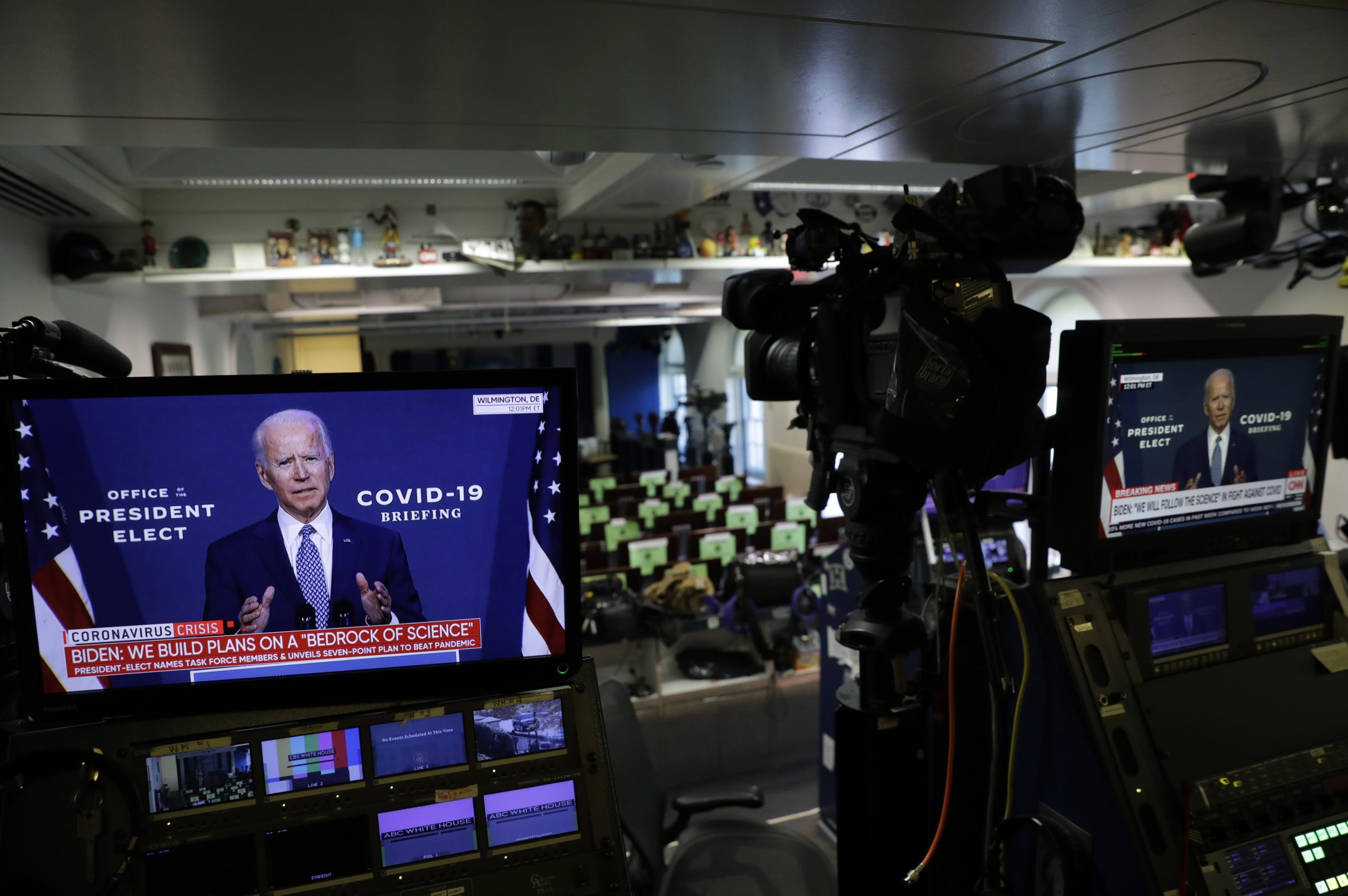 Governo de Trump está a dificultar transição de poder para Biden. Partido Republicano mantém tese de que houve fraude eleitoral