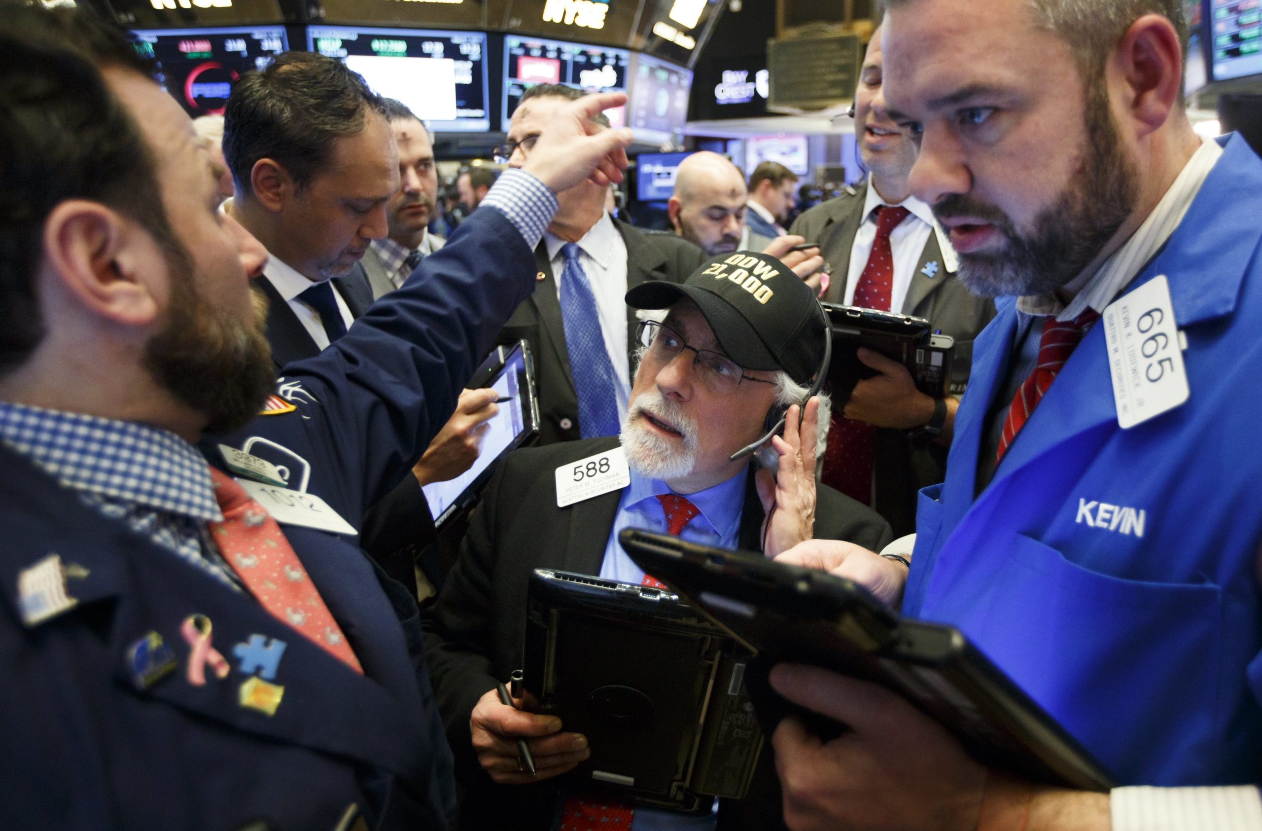Bolsa de Nova Iorque encerrou com tendência mista