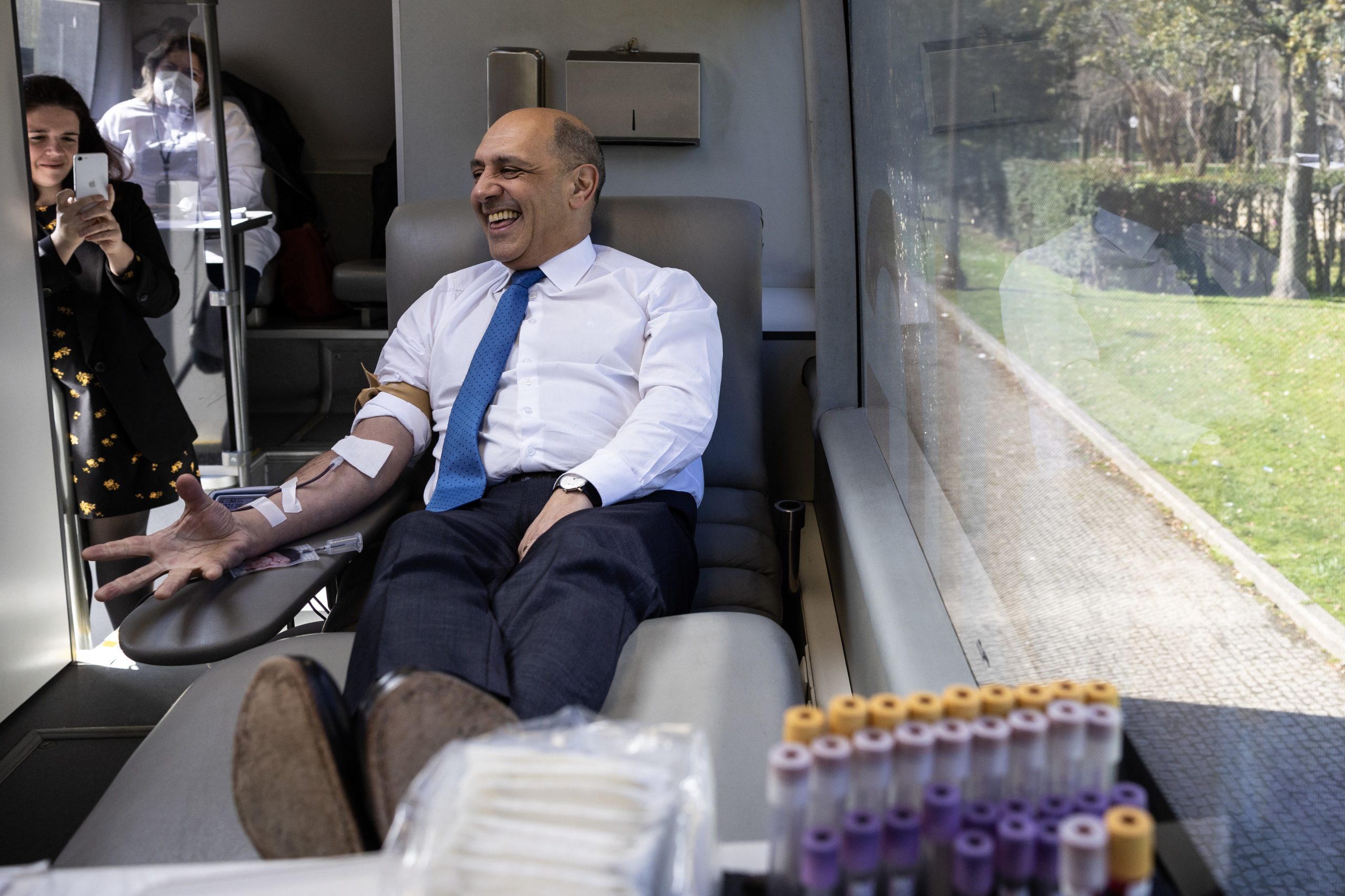 Instituto Português do Sangue apela à dádiva, mas ministro da Saúde diz que Portugal tem “reserva adequada”