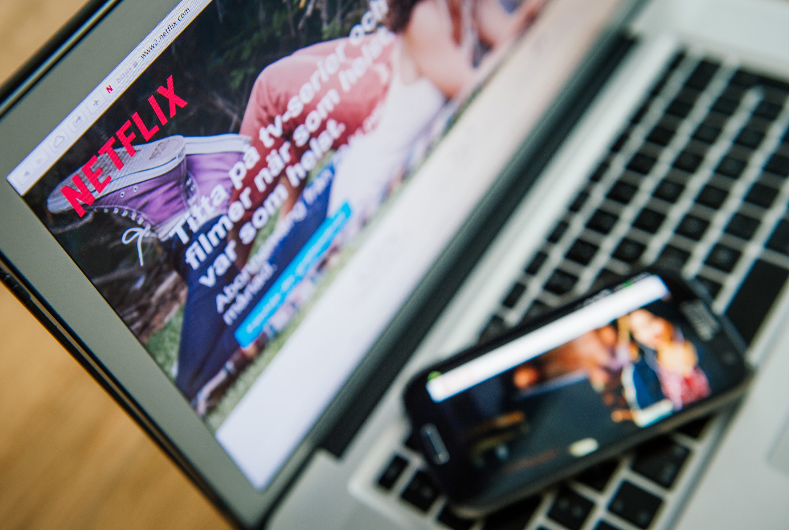 Netflix prepara pagamento extra para quem quer partilhar a conta